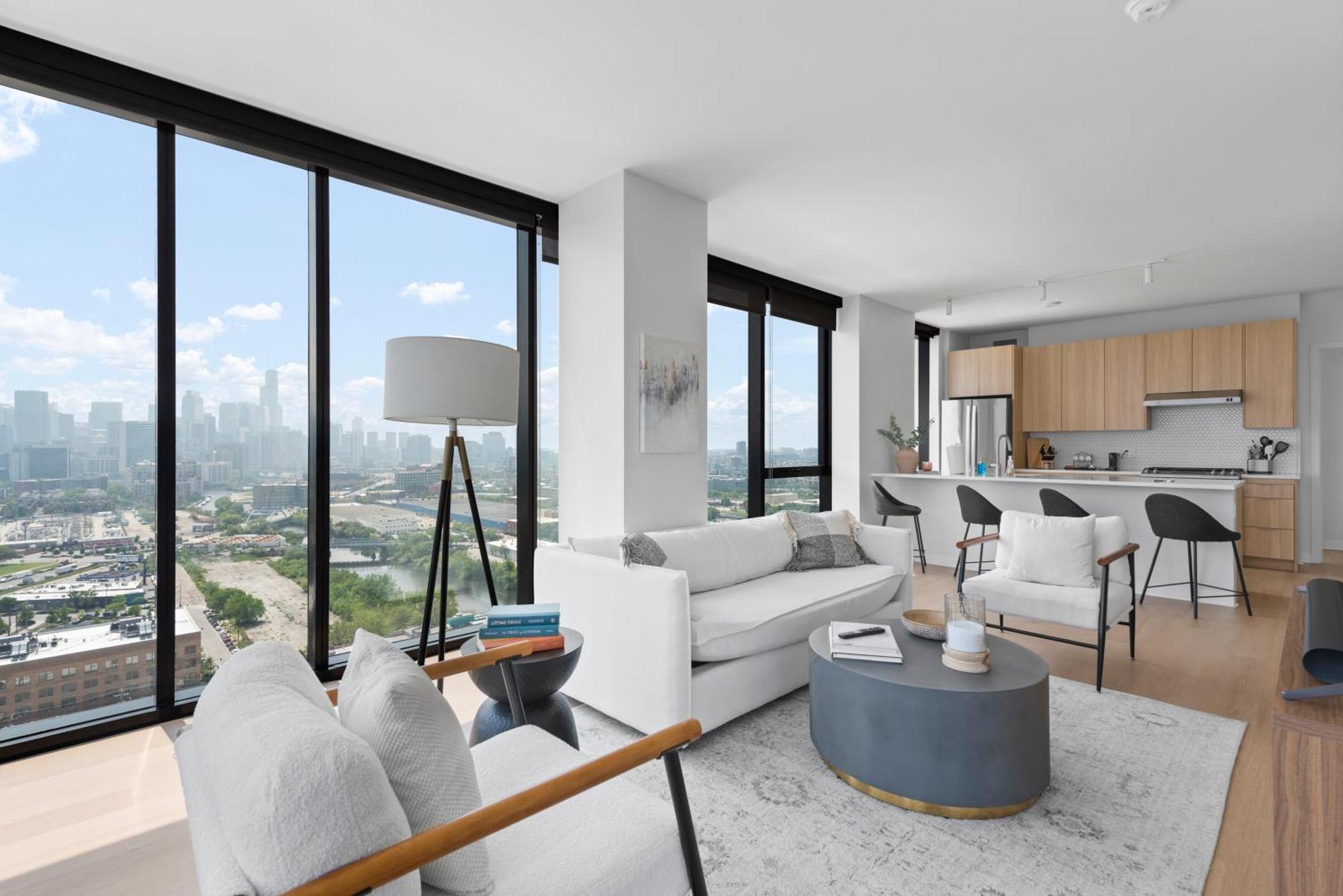 Foundry Unmatched Skyline Views At Lincoln Park Chicago