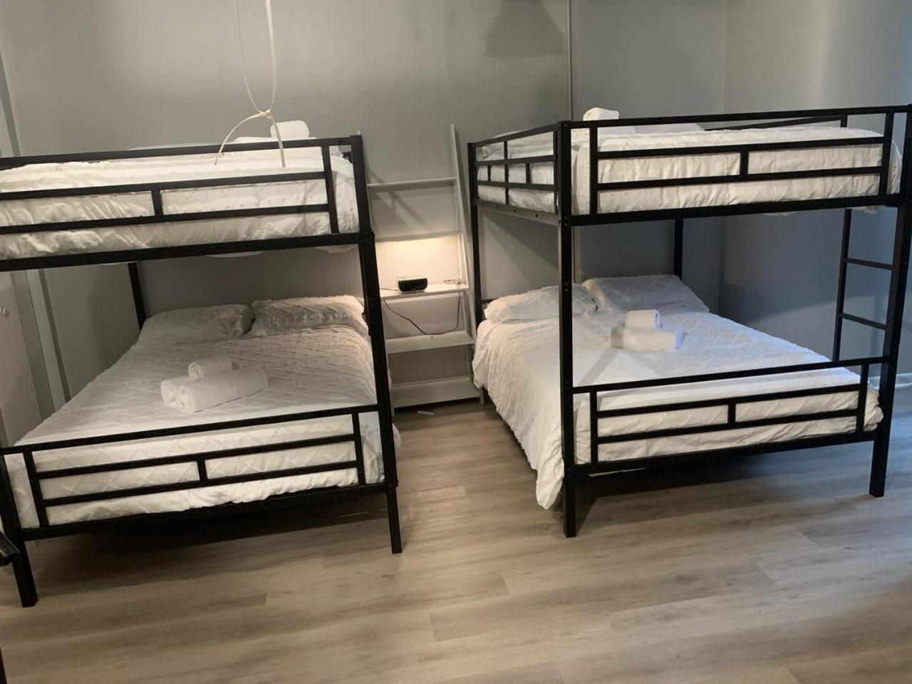 South Loop 2 Bedroom Apartment