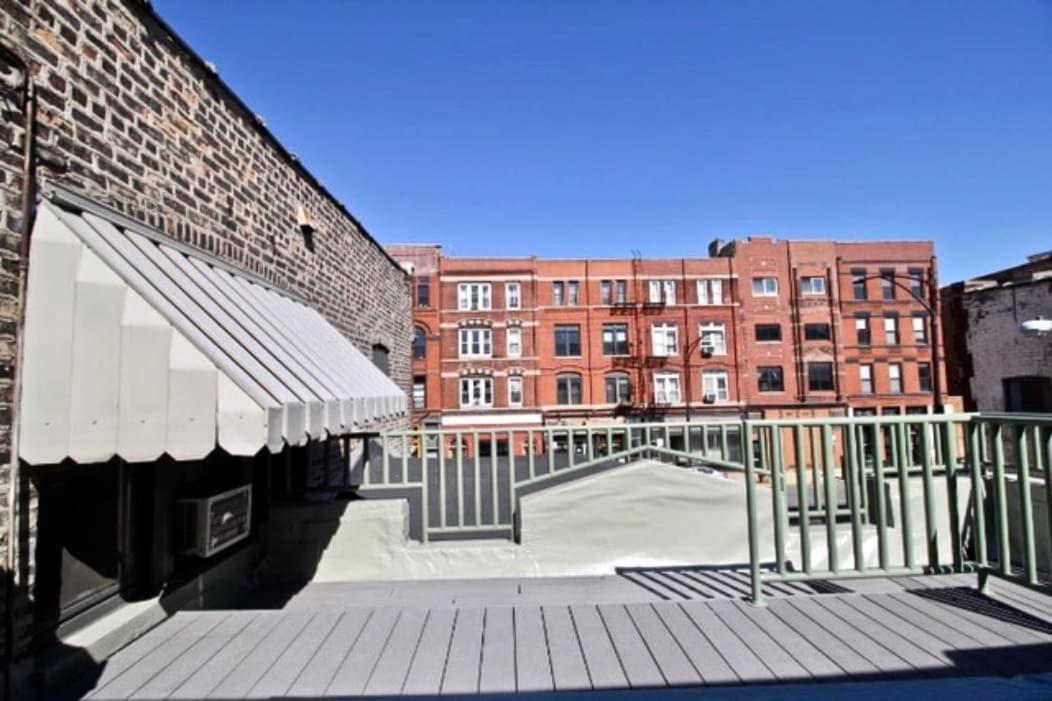 Rooftop West Loop Apartment *