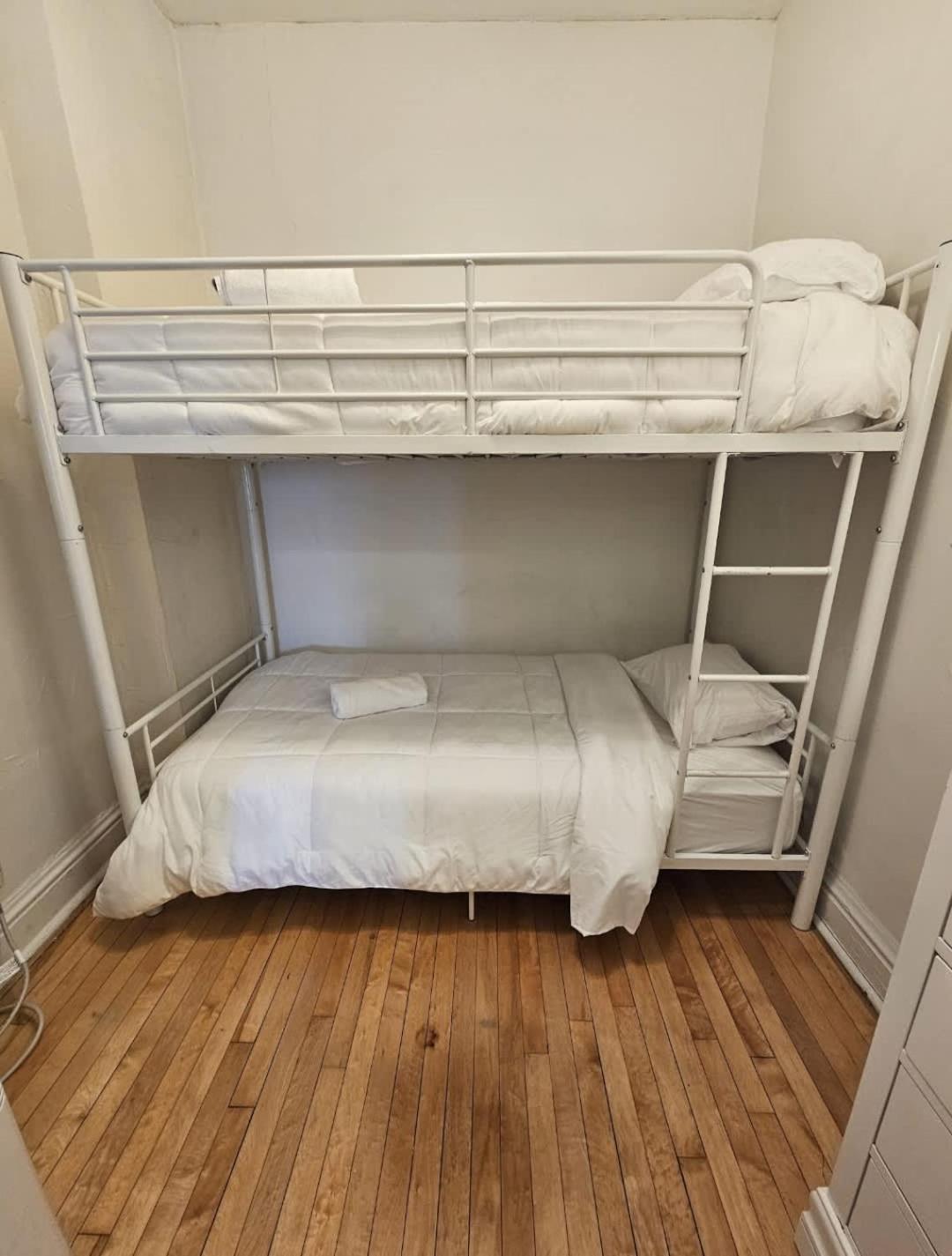 3 Bedroomin The Medical Center *