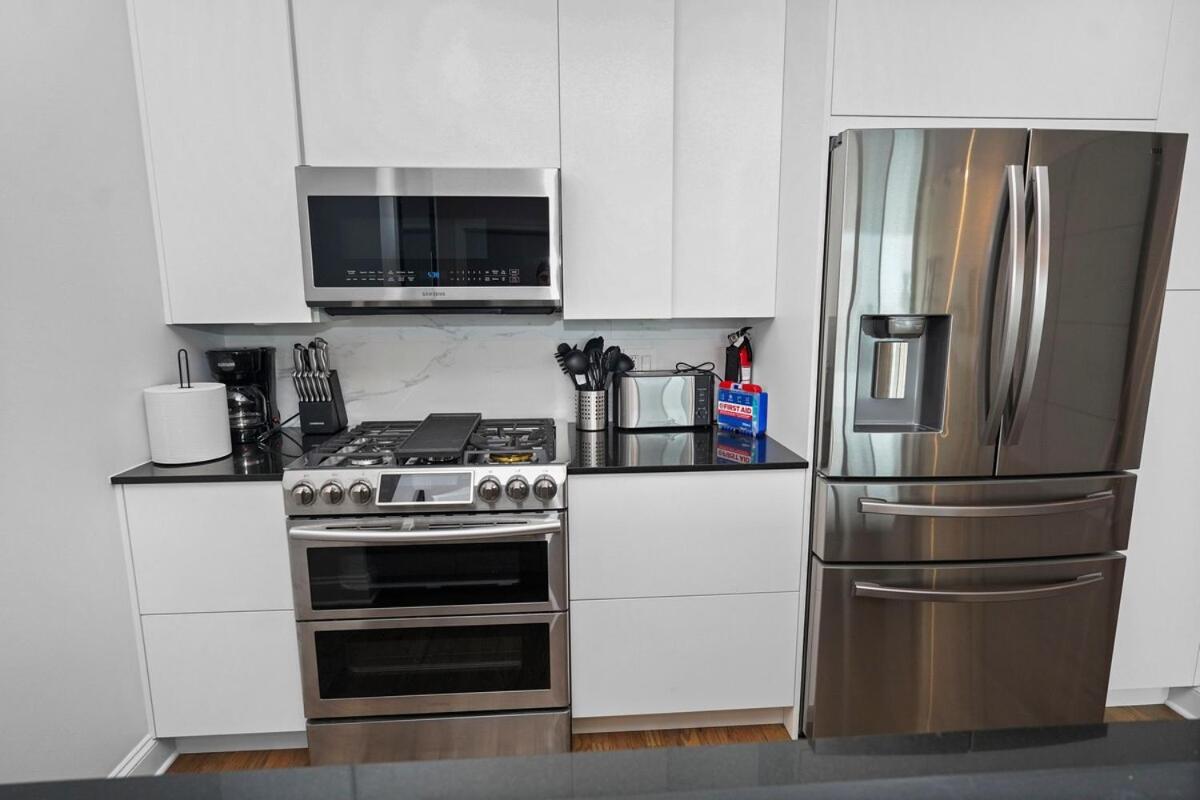 Luxury 1br Michigan Near Mccormick Parking * Chicago