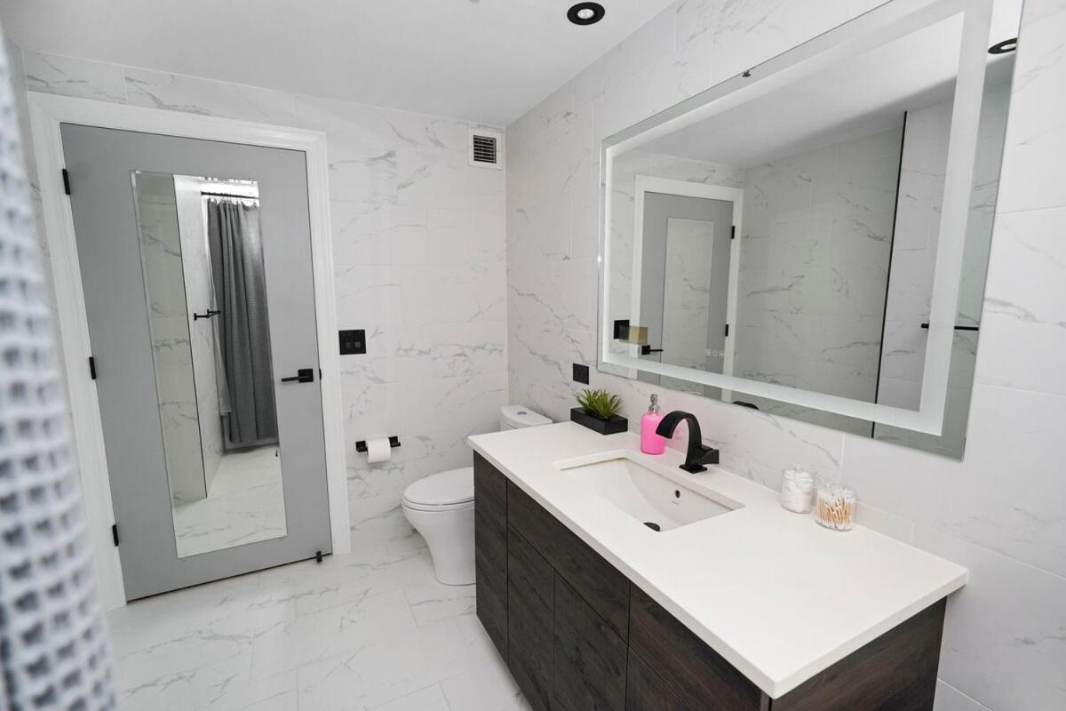 Luxury 1br Michigan Near Mccormick Parking * Chicago