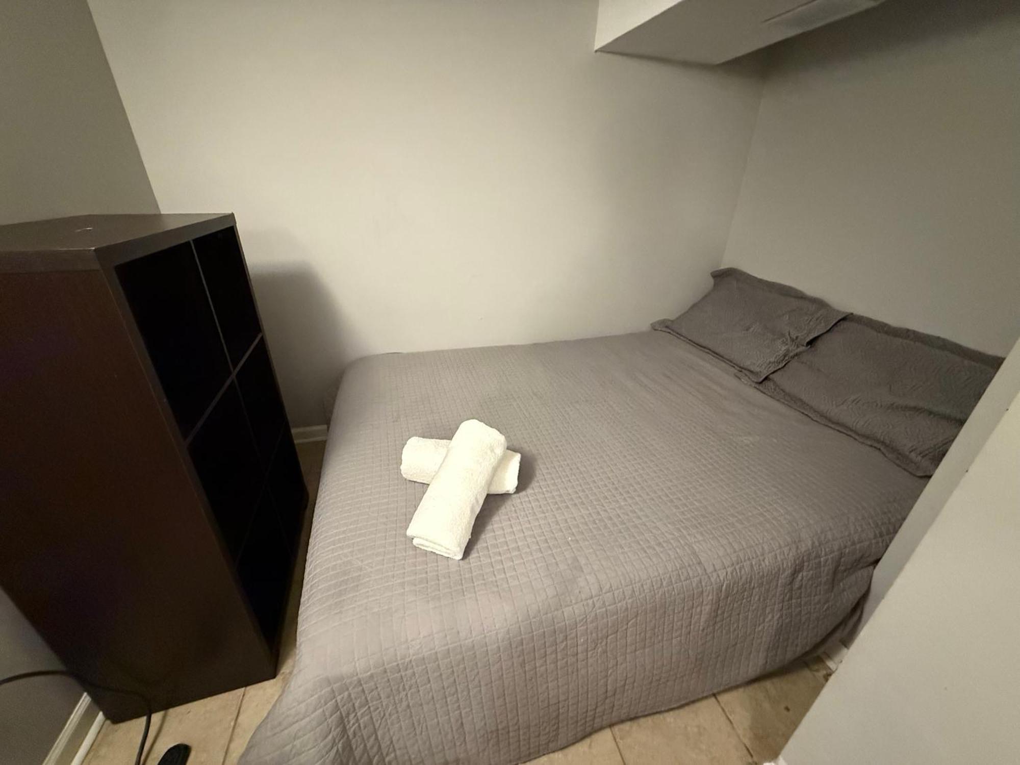 Close To Downtown - Free Parking Chicago