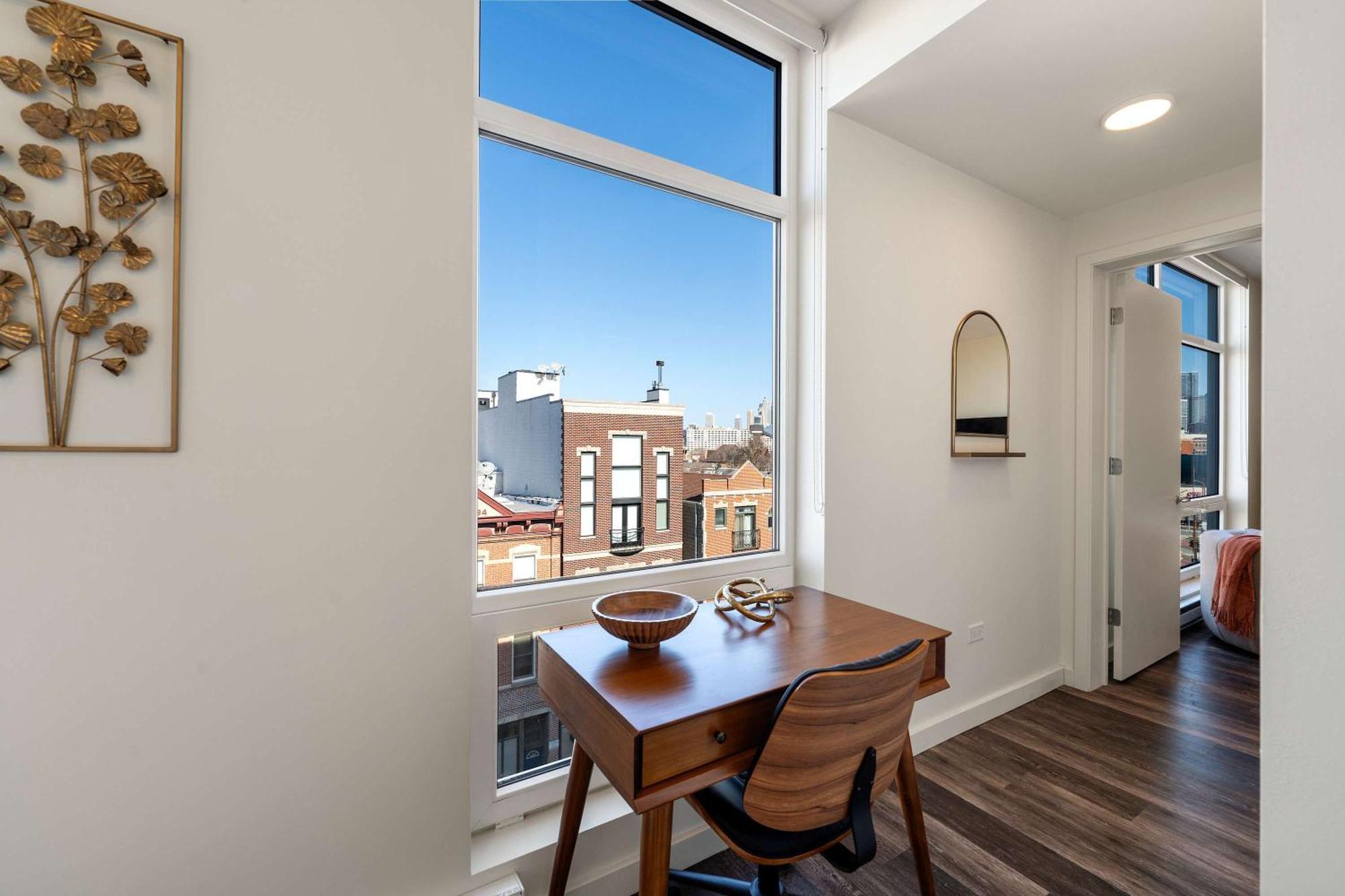 Apartment Luxury 2bd-2ba View-gym-rooftop *