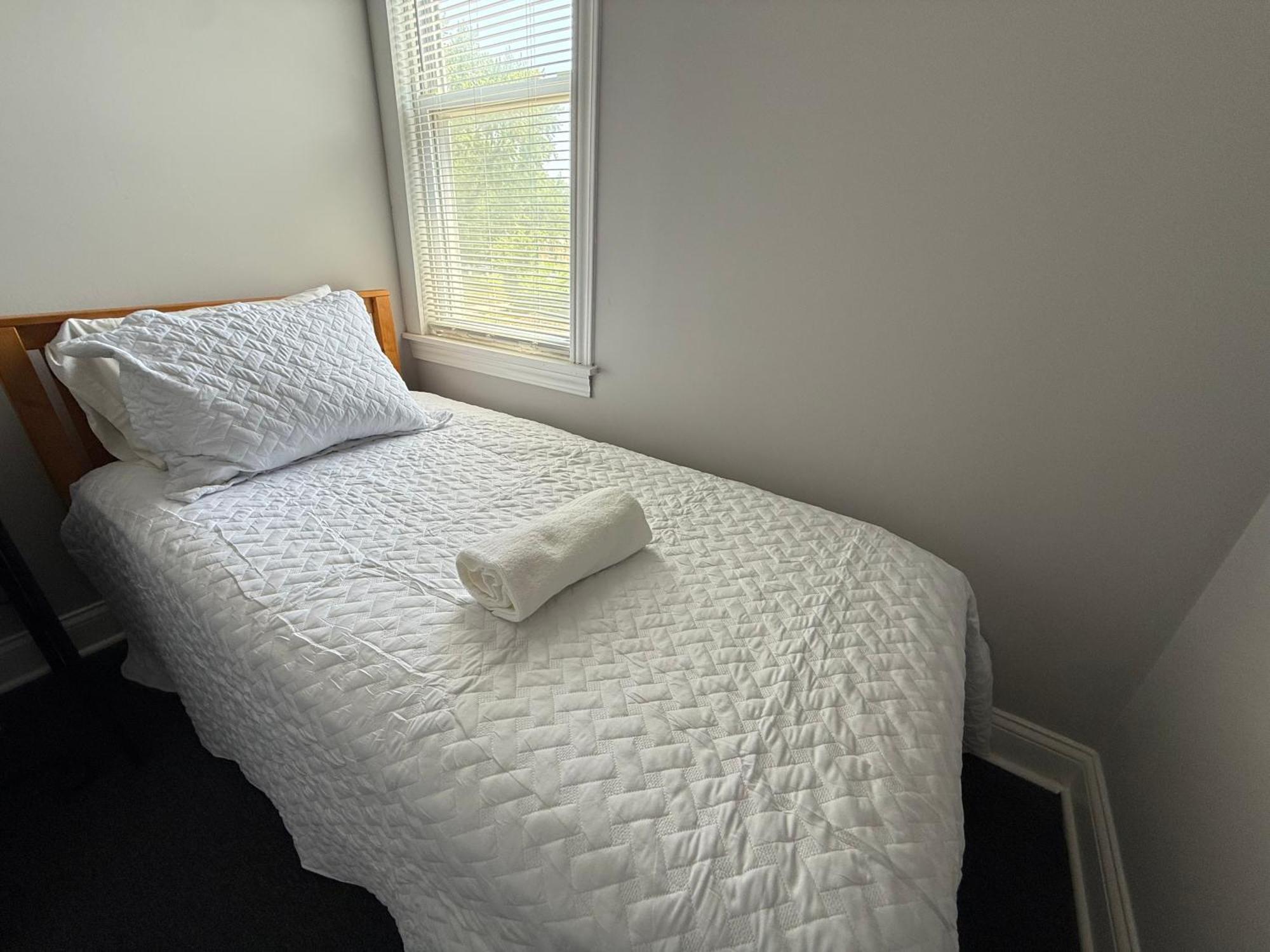 Homestay Fantastic Place Near Downtown - Free Parking Chicago