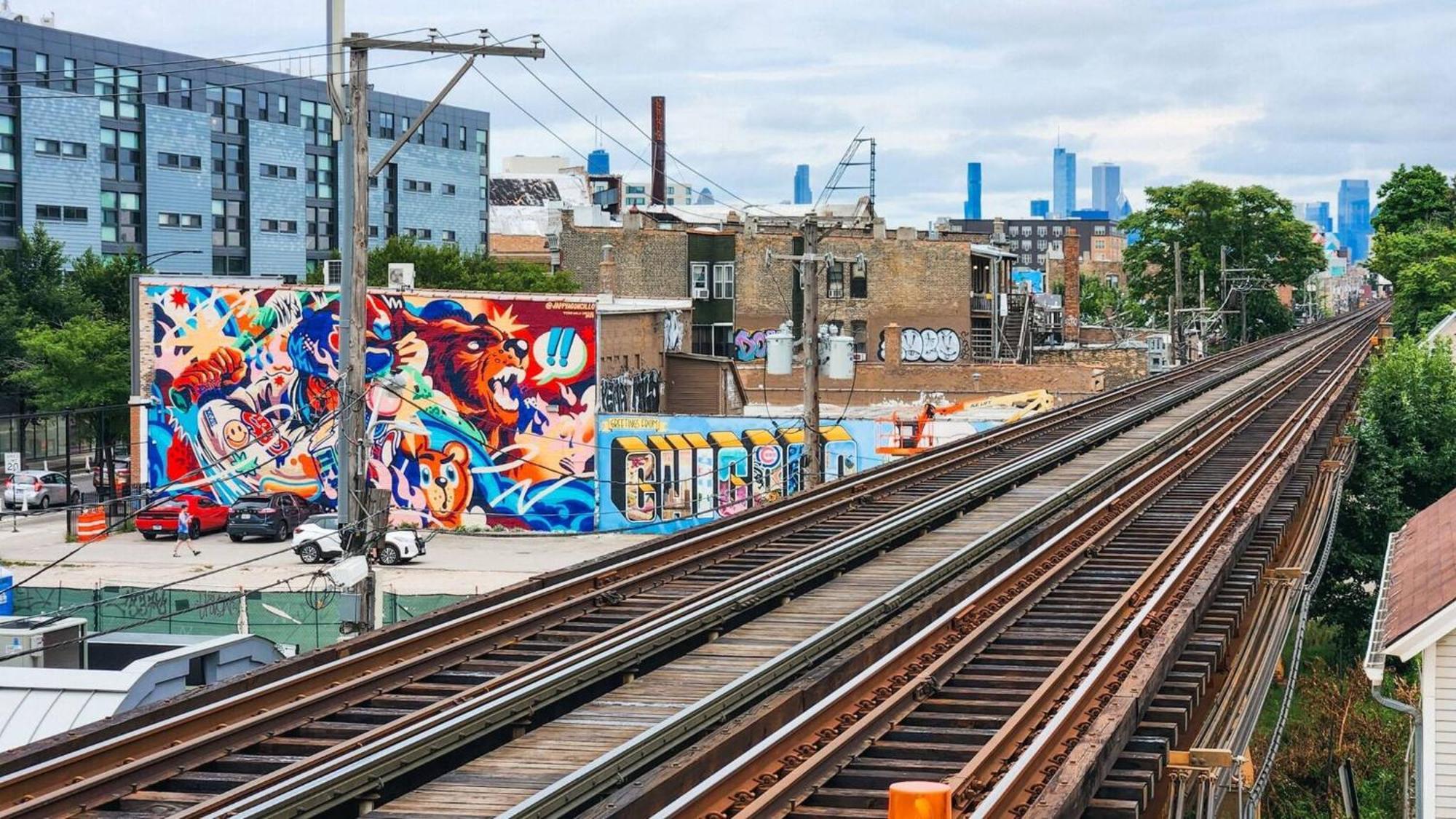 The Bucklogan Nest | Sleeps 6 | Walk To Blue Line *