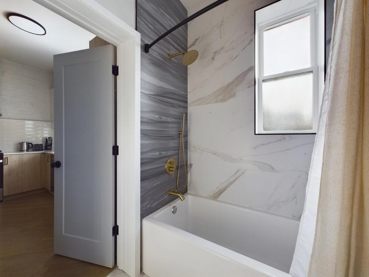 Holiday home Zen Escape-chicago's Urban Oasis *