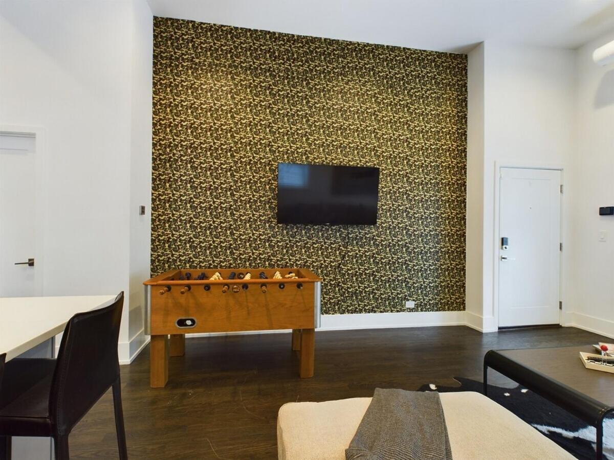 Hype Loft Experience Apartment Chicago