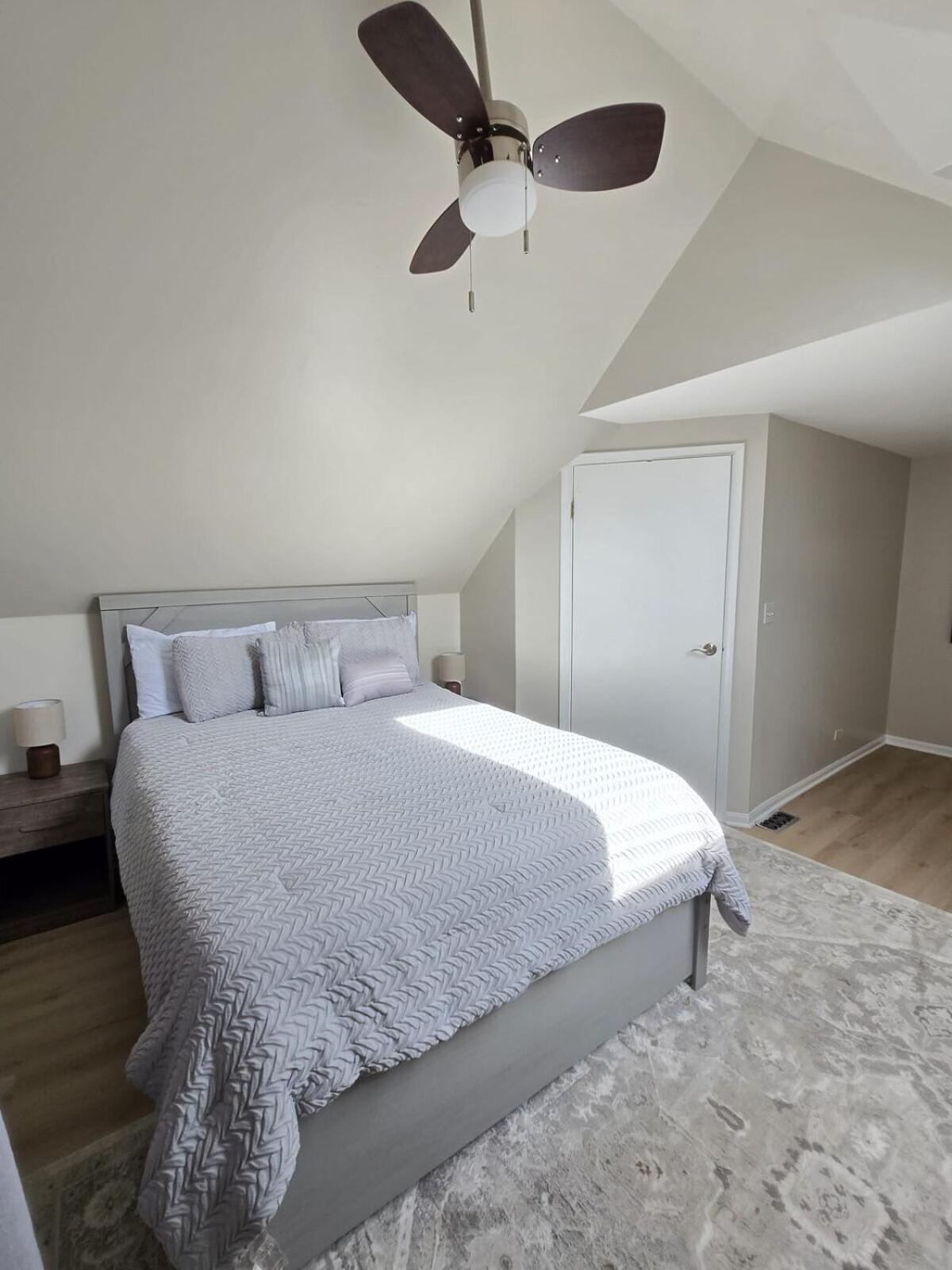 Trendy Loft In Southport