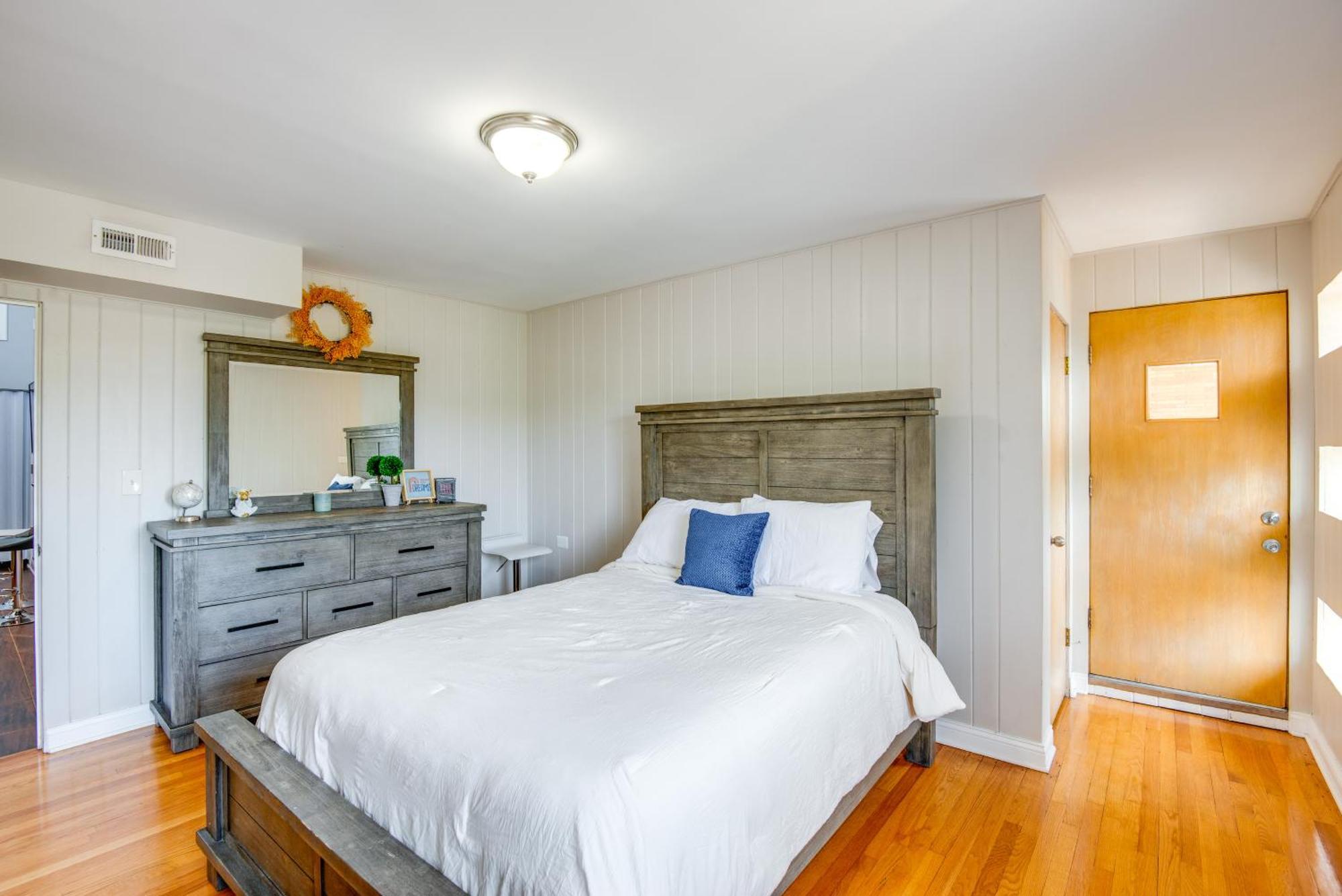 Apartment Vacation Near Parks! Chicago