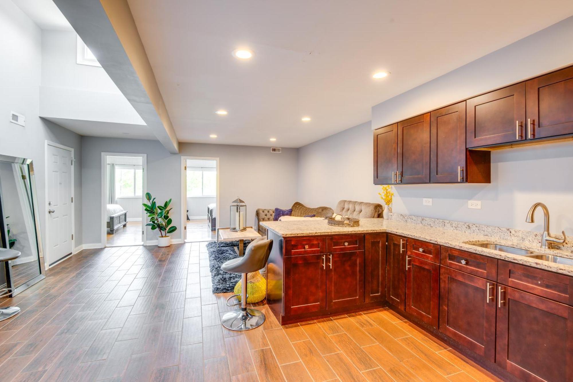 Apartment Vacation Near Parks! Chicago