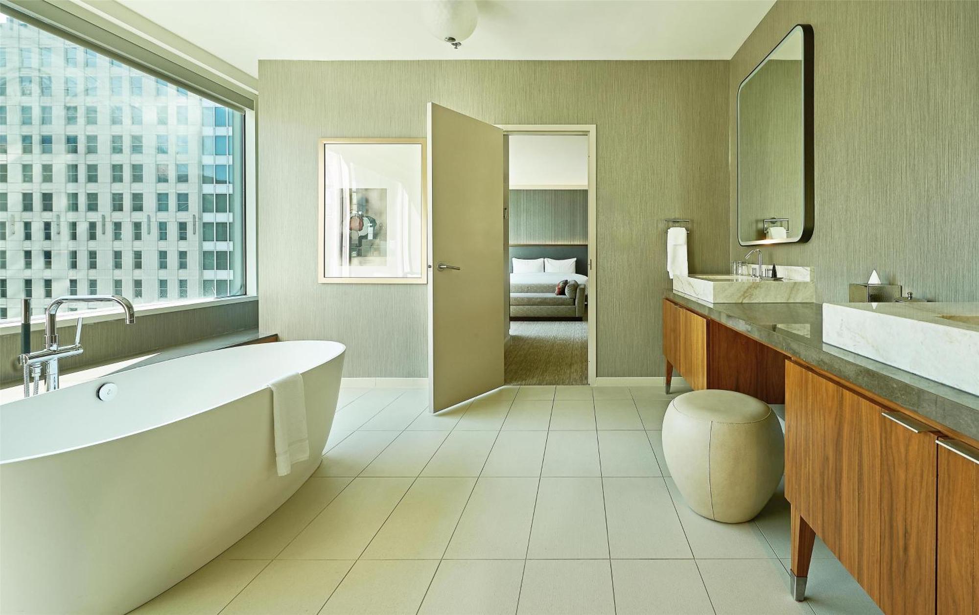 Hyatt Centric Magnificent Mile Hotel
