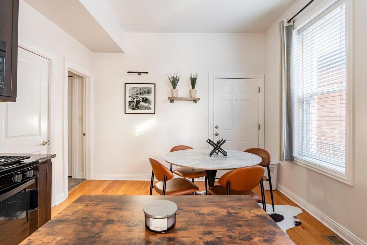 Apartment Cozy 2 Bedroom 1 Ba Flat Just 10 Mins From Downtown *