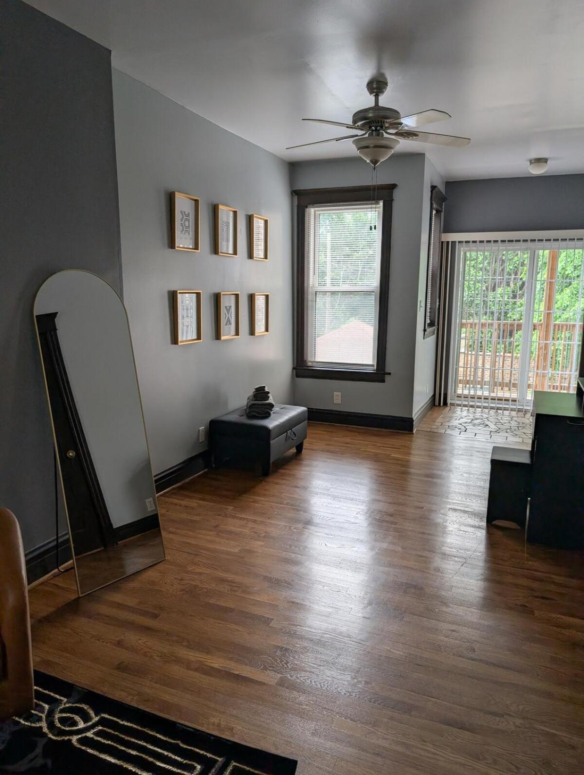2bd 2ba W Office Near Obama Library & Museums *