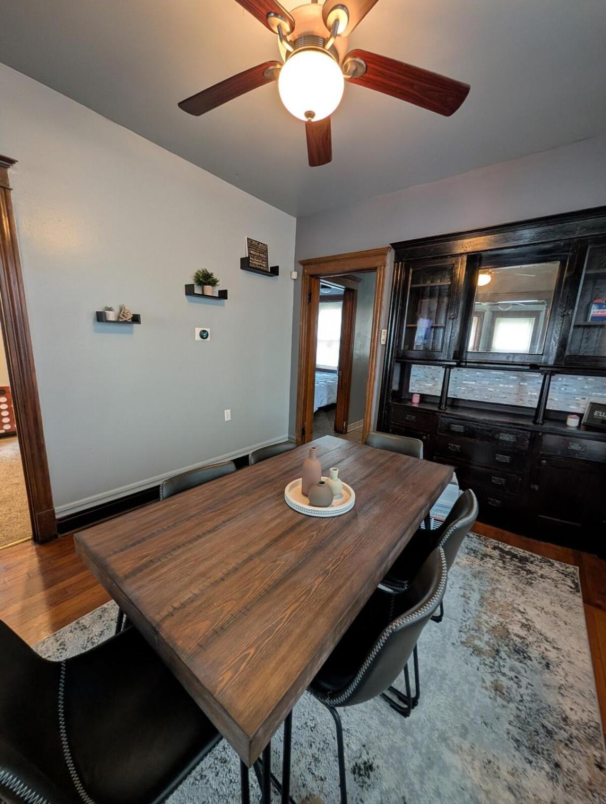 Apartment 2bd 2ba W Office Near Obama Library & Museums