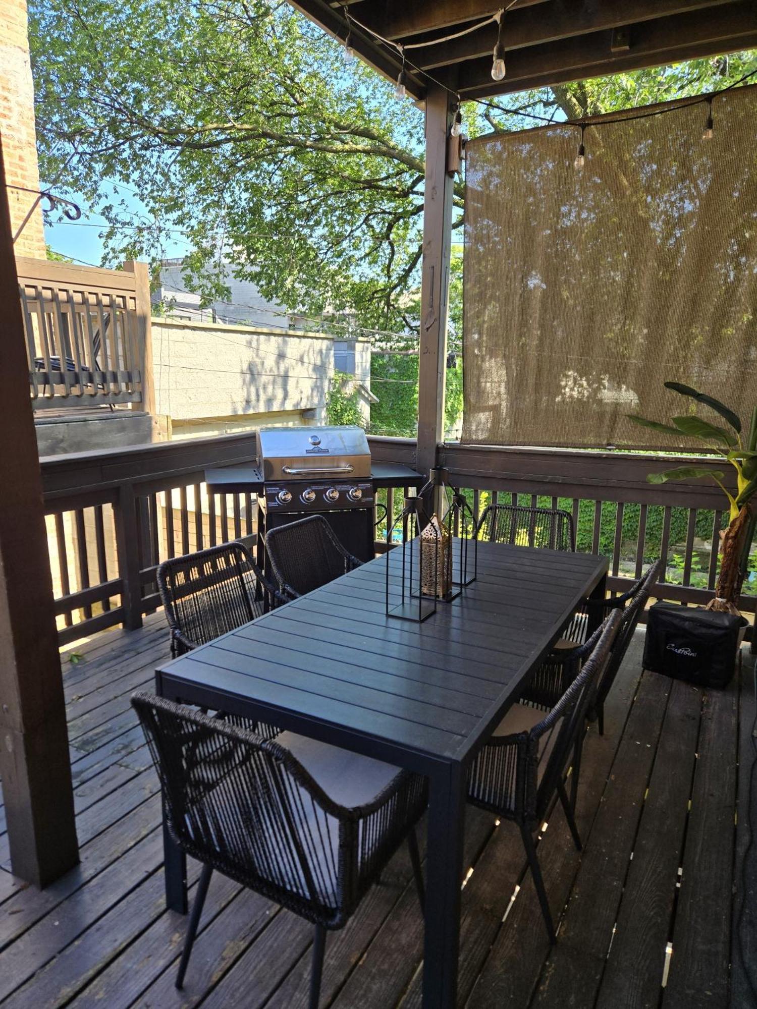 Apartment Spacious 4br With Outdoor Oasis Chicago