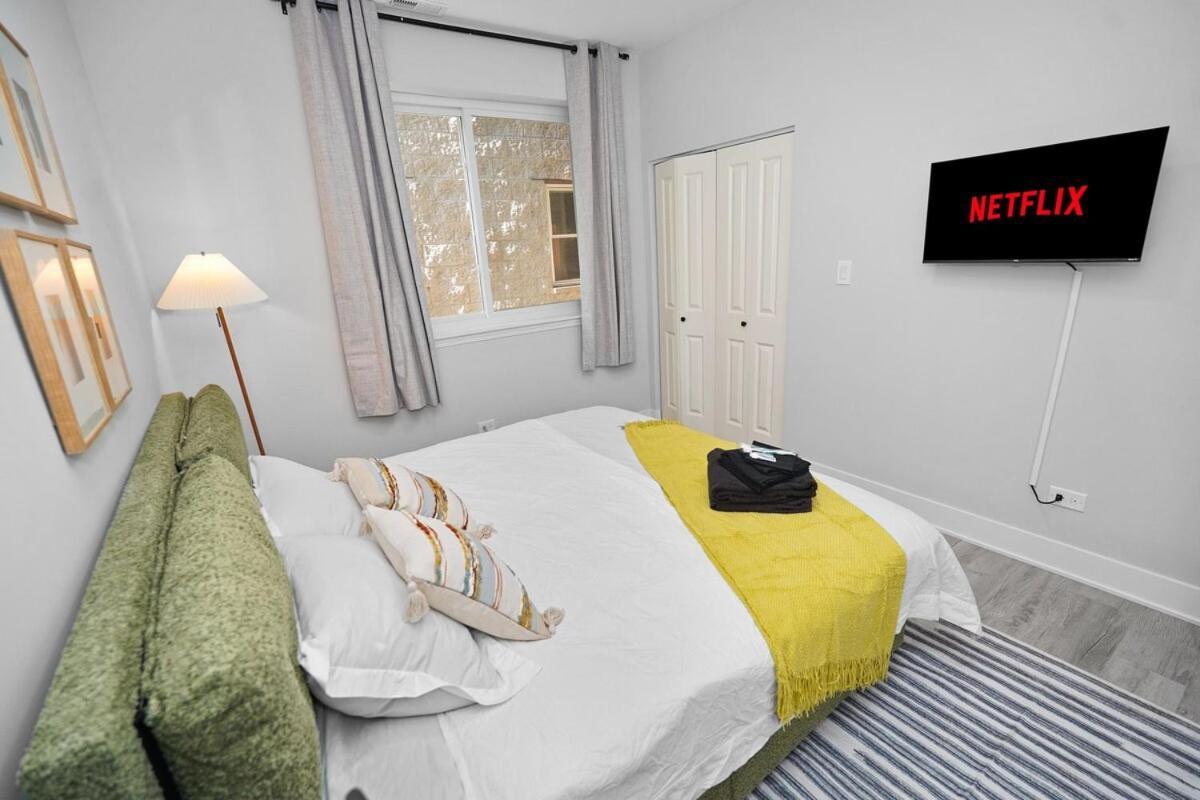 Apartamento Cozy 3br Retreat Sleeps 8 With Free Parking Near Of Illinois Chicago, Medical District & West Loop *