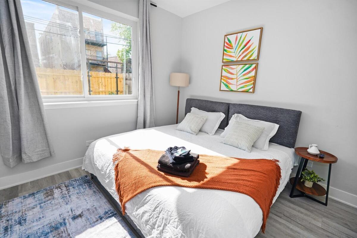 Apartamento Cozy 3br Retreat Sleeps 8 With Free Parking Near Of Illinois Chicago, Medical District & West Loop