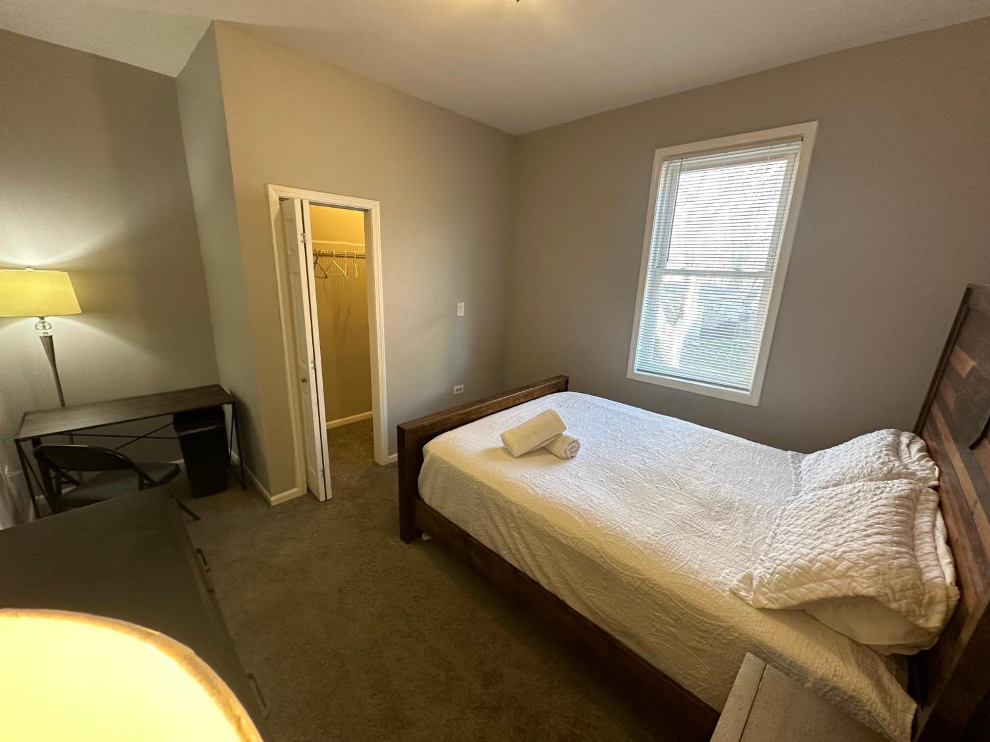 Wonderful Close To Downtown - Free Parking *