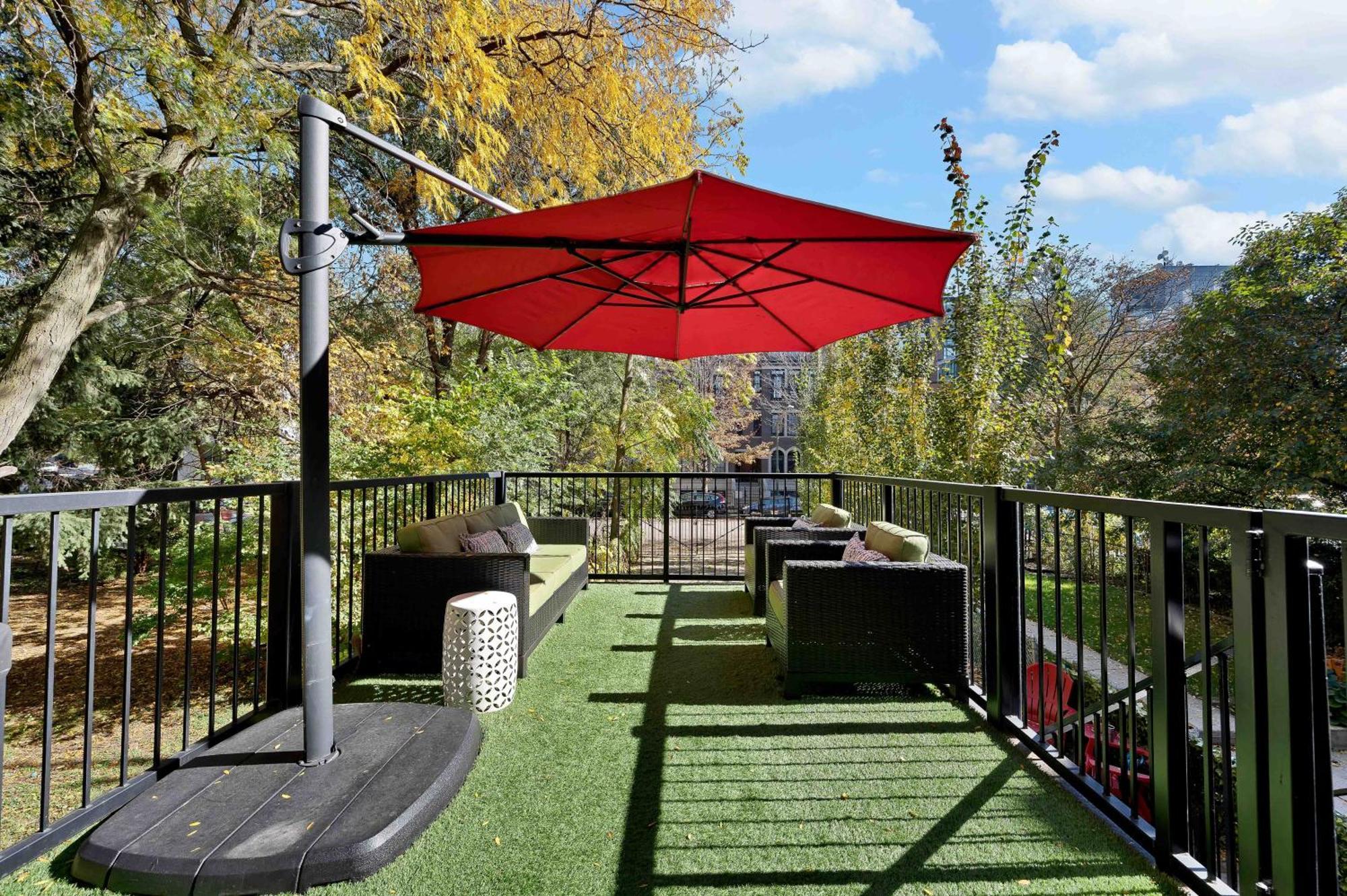 Wicker Park 6bd 4ba, Steps From Cta, Parking Incl * Chicago