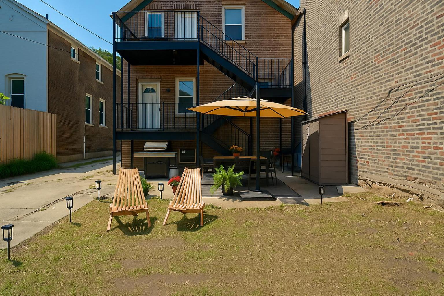 Newly Updated Vintage 6 Bedroom Single Family Home Chicago