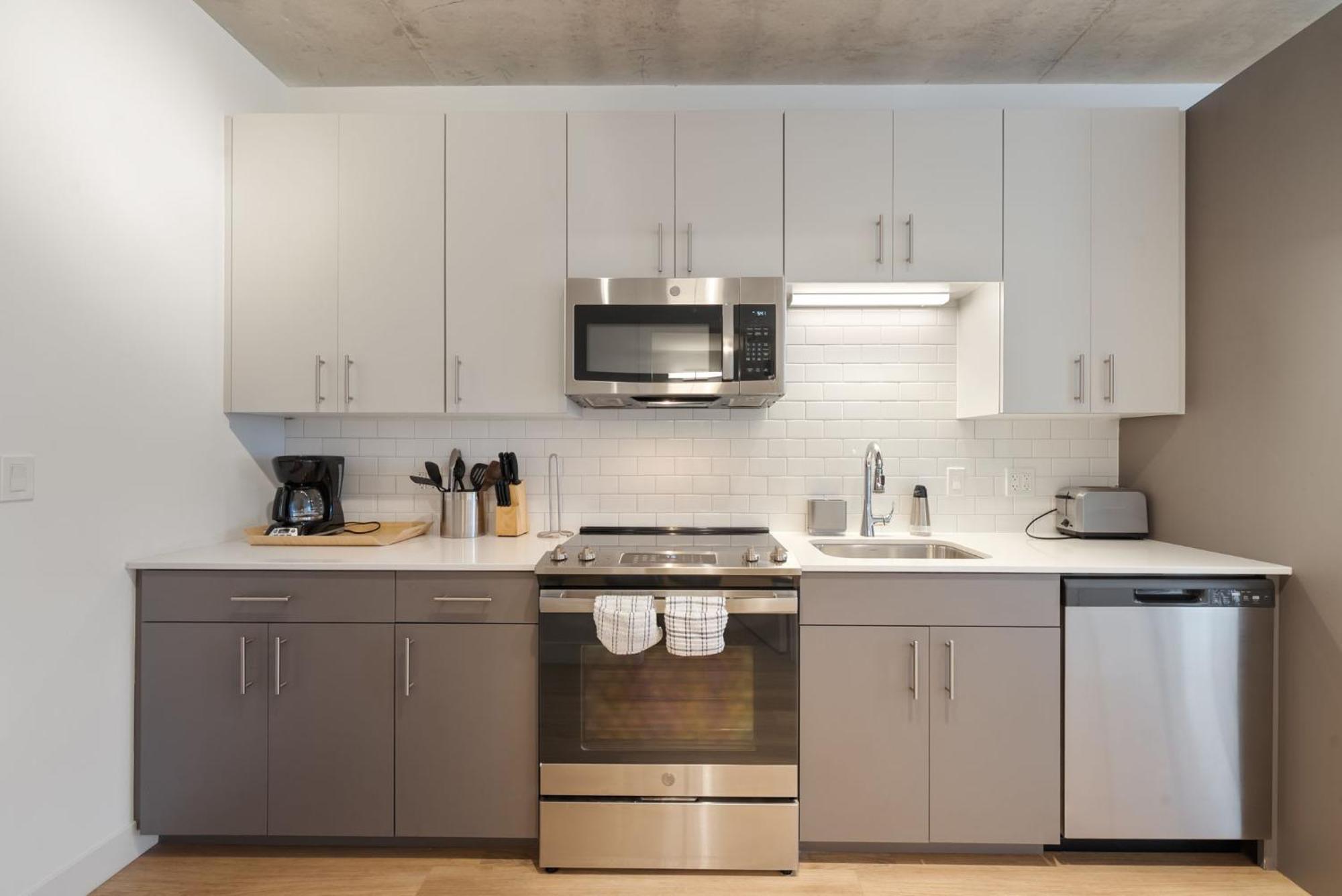 Hotel Sophisticated 4br - Modern And Luxurious Chicago