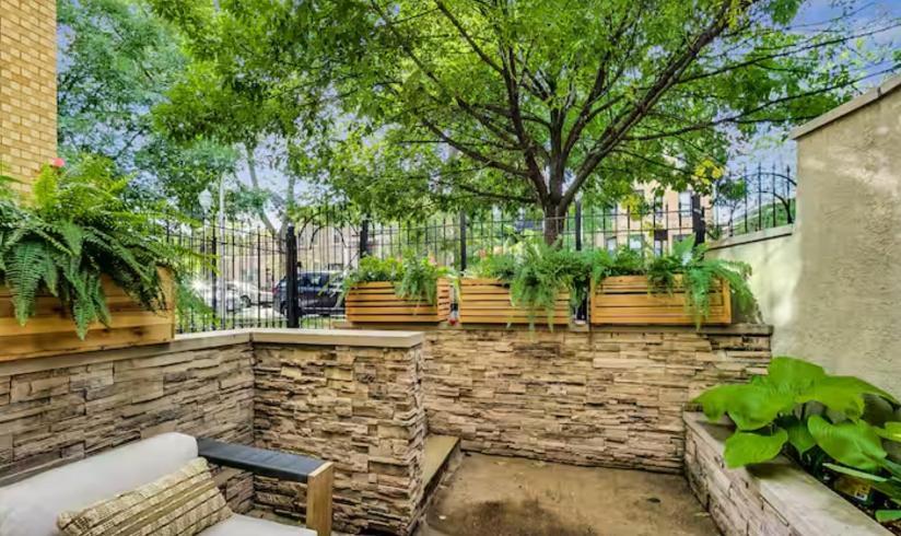 Charming Getaway With Patio *