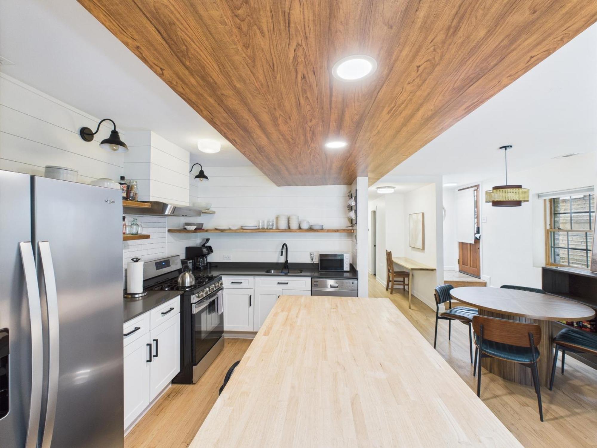 Charming Getaway With Patio *