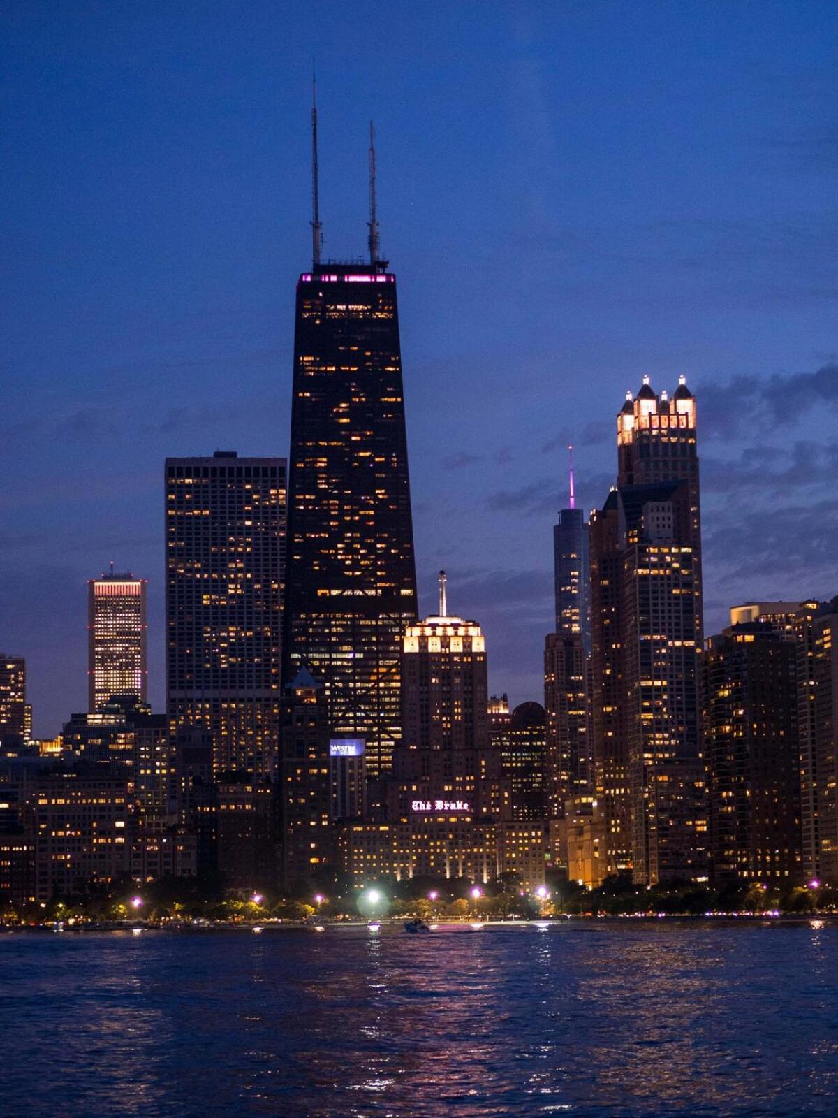 East Lincoln Park Gem Spacious 4 Br