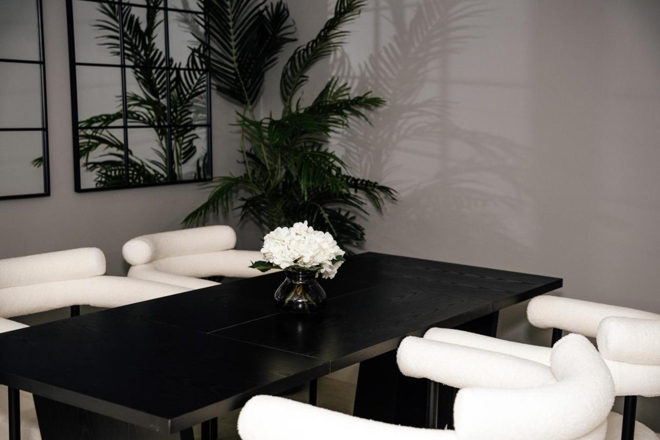 2br Travelers Favorite Modern * Chicago