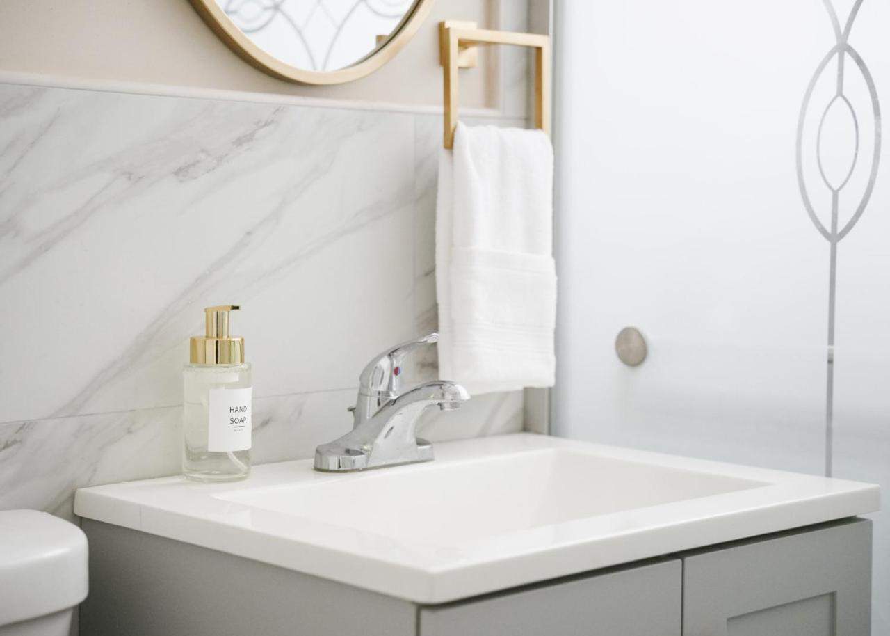 Apartment 2br W Workspace And Coffee Bar Near Transit *