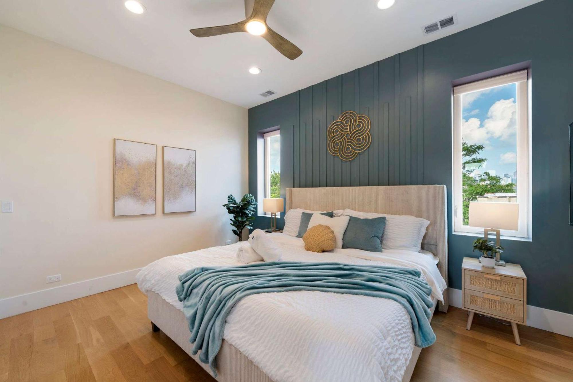 New 3bed 3bath With Parking By United Center Chicago