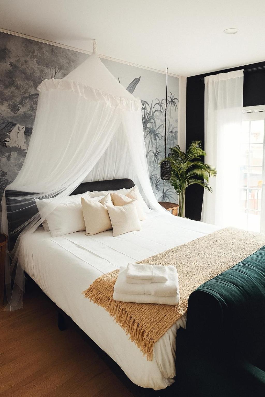 Spacious 4br With Outdoor Oasis Apartment Chicago