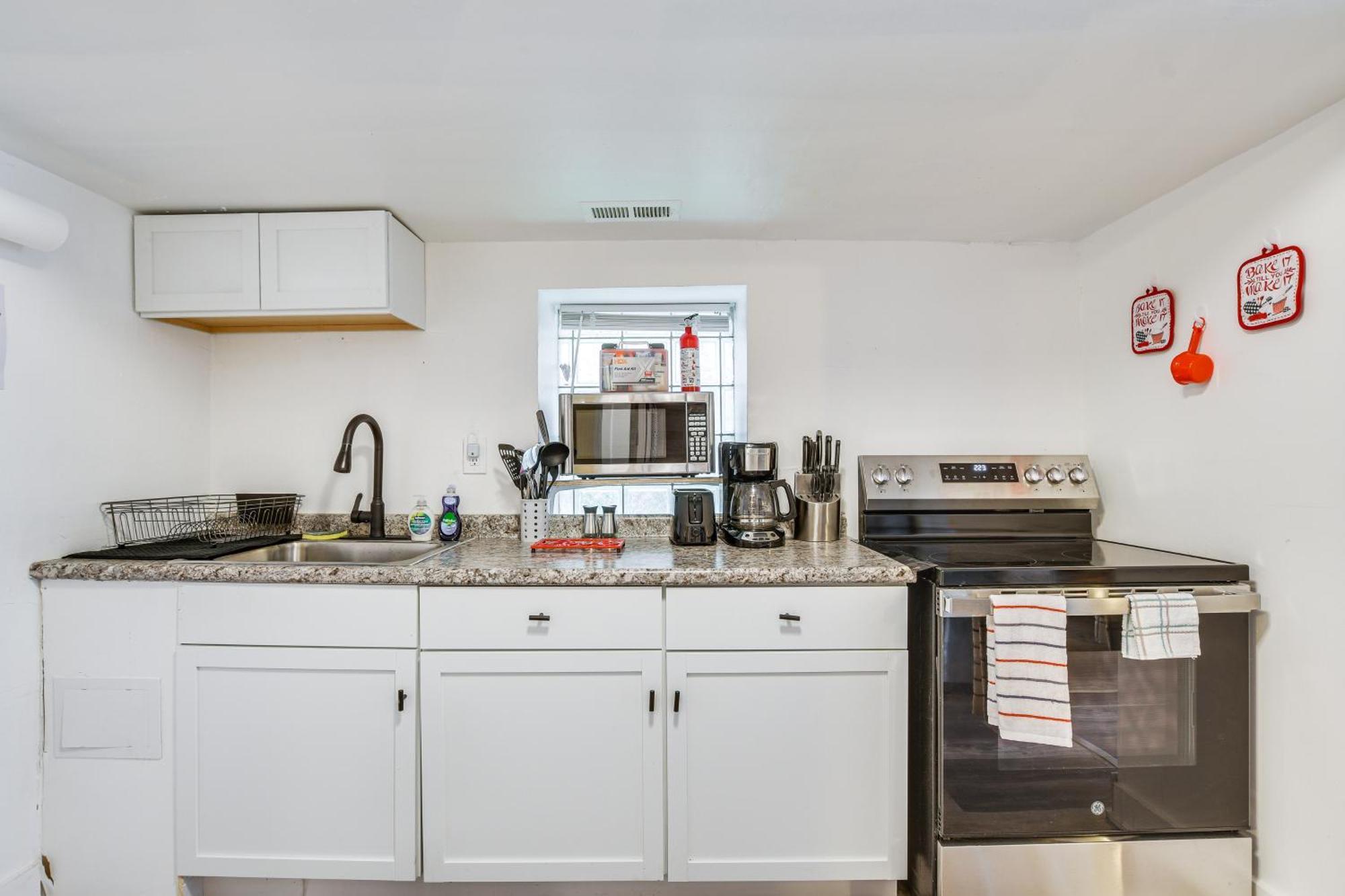 Apartment 9 Mi To Downtown! Pet-Friendly Near Uni Of Chicago *
