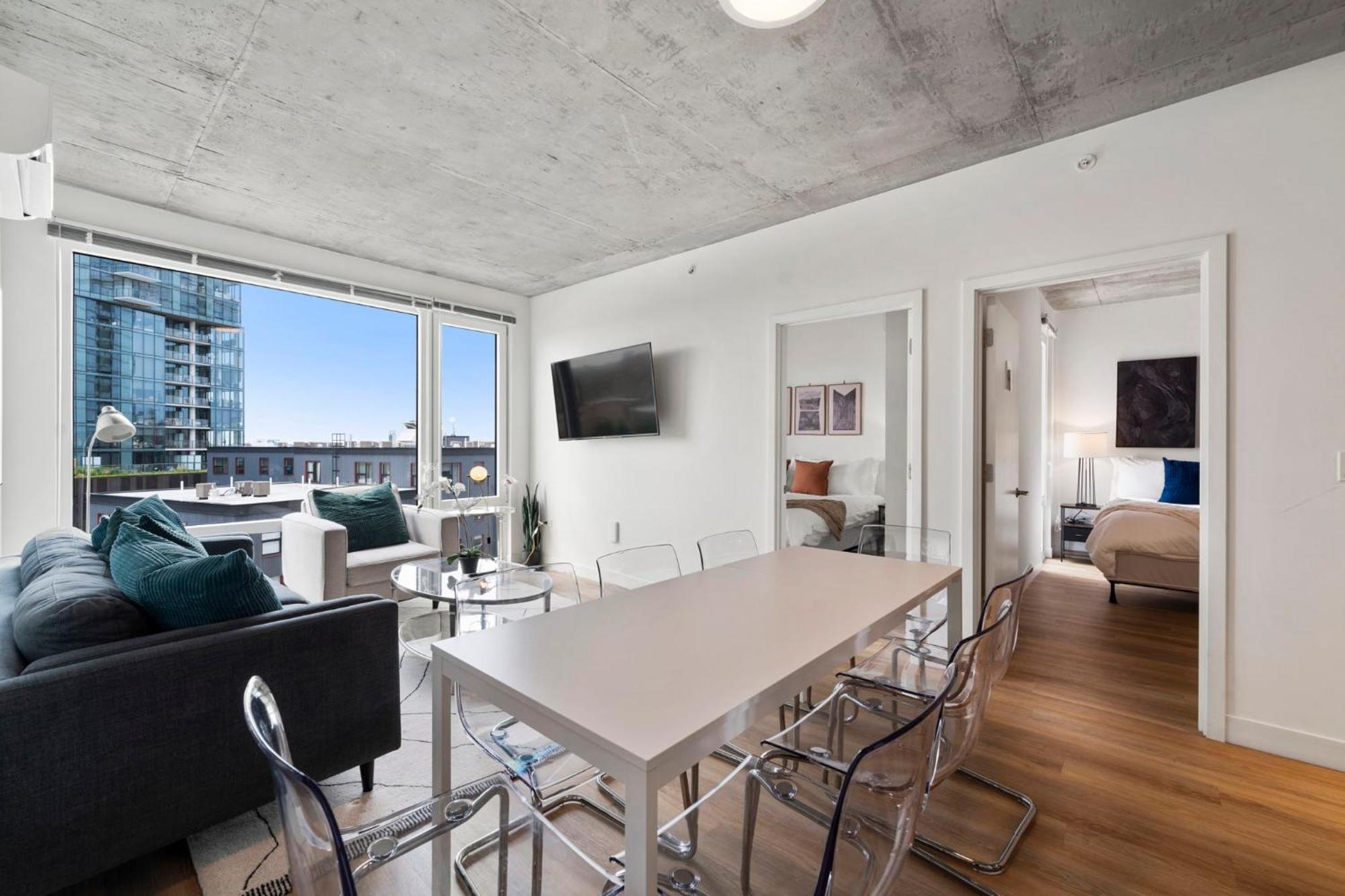 Hotel High-rise 4br W Views Comfort & Space
