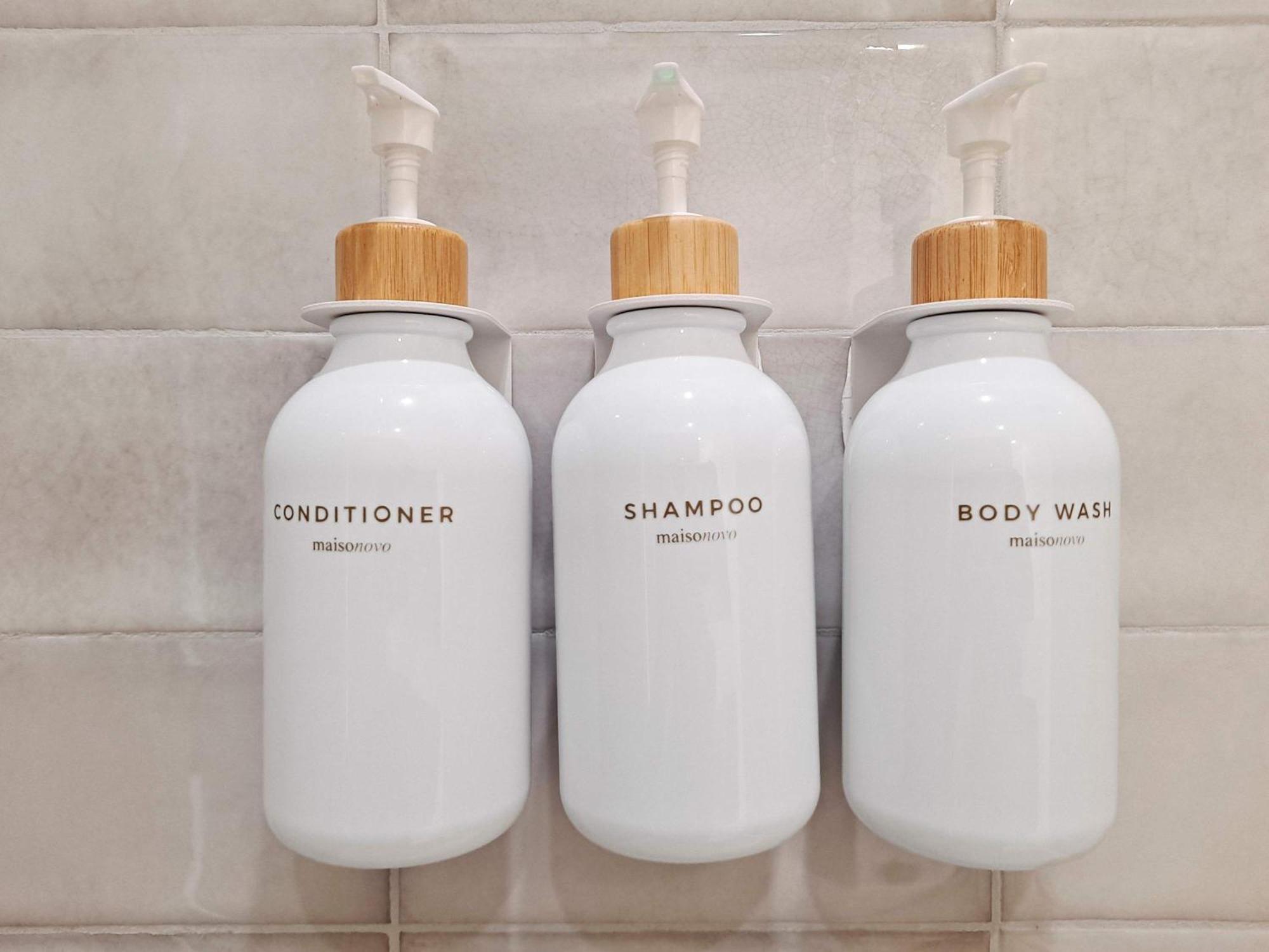 Apartment River North Private Deck With In And Out Parking