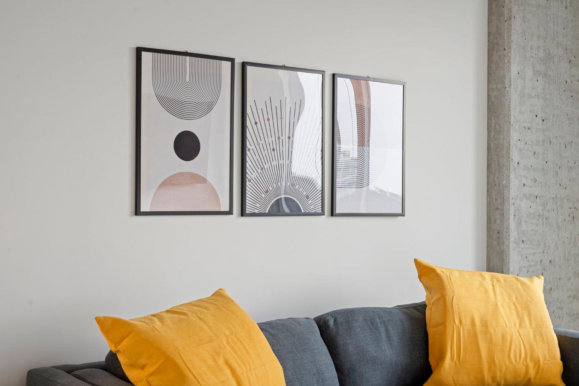 2br Escape Bright Sleek Spacious *