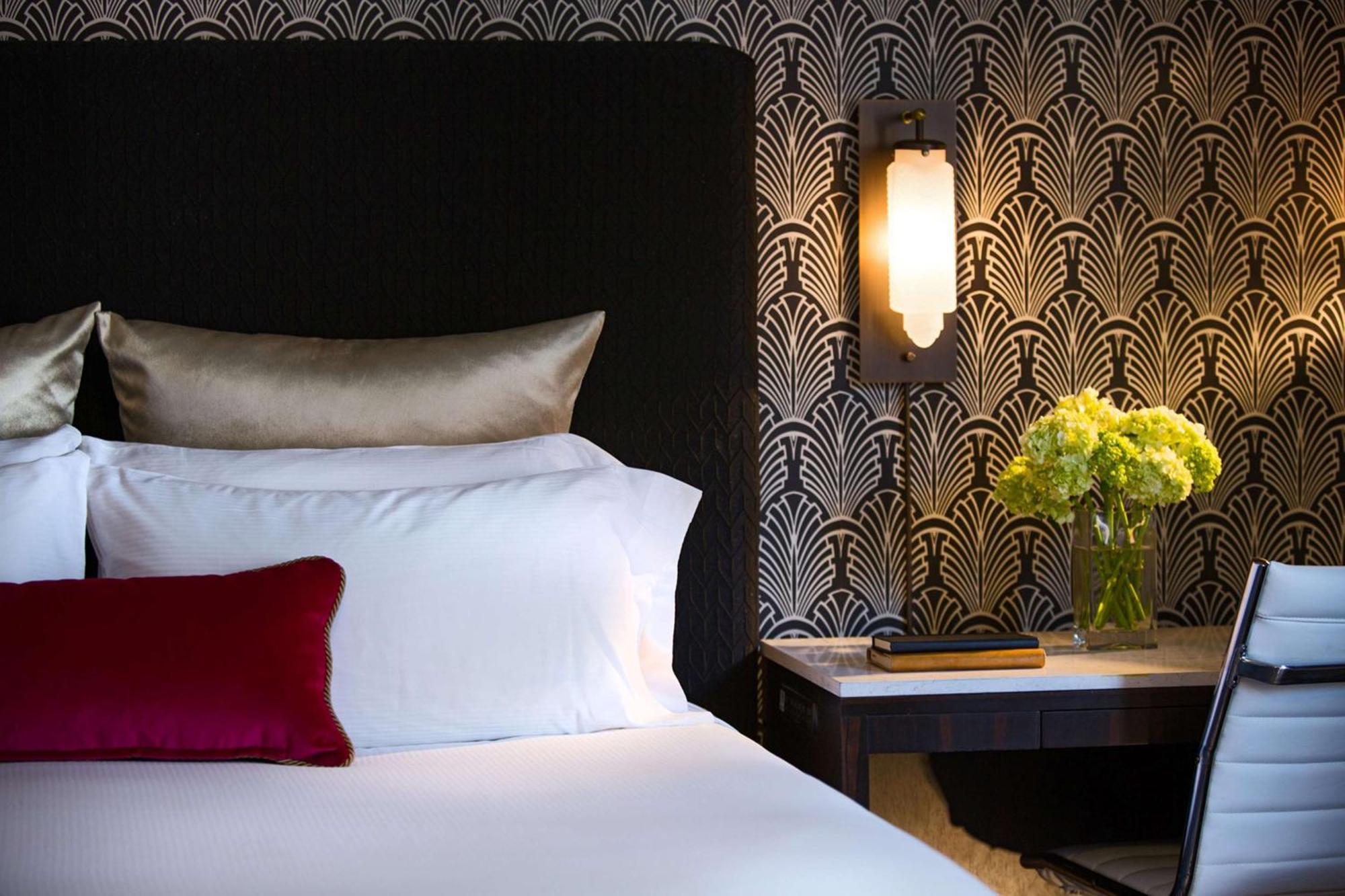 The Allegro Royal Sonesta Loop