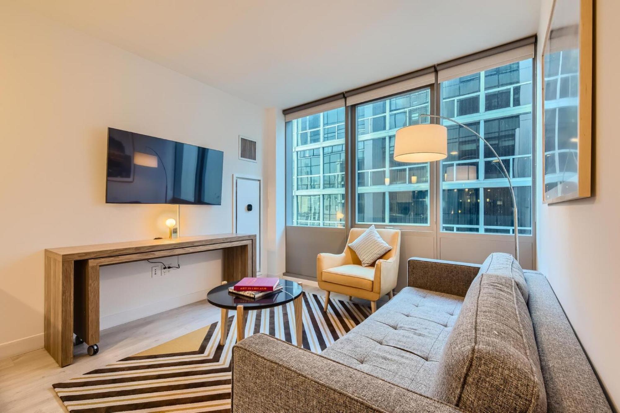 Sentral Michigan Avenue Chicago