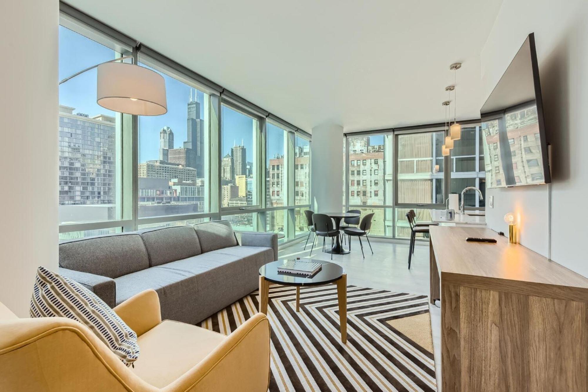 Sentral Michigan Avenue