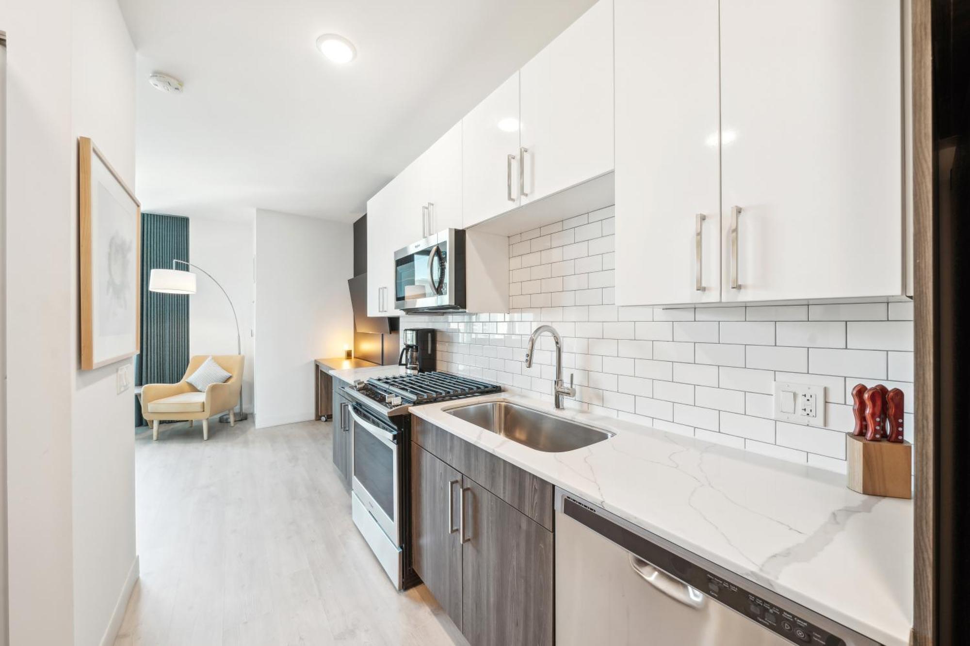 Sentral Michigan Avenue 3*