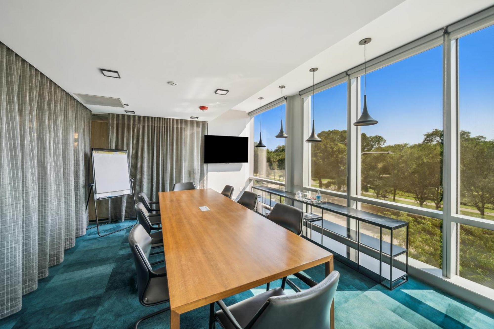 Sentral Michigan Avenue Hotel