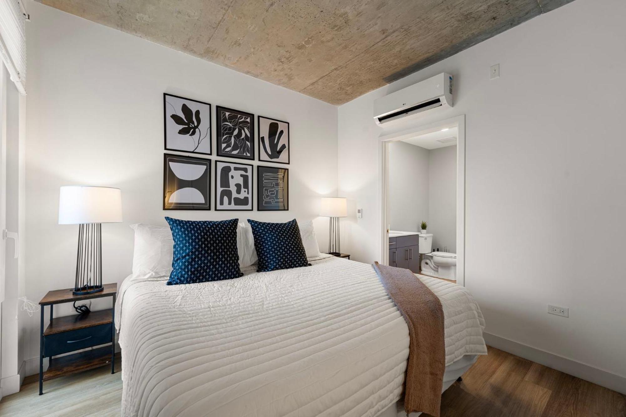 Hotel Family-sized 4br Luxury In Downtown Chicago