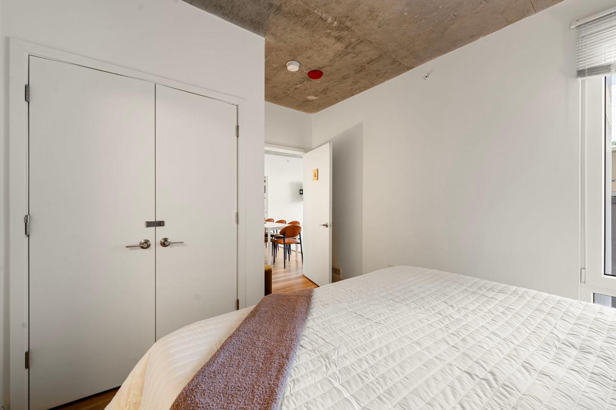 Family-sized 4br Luxury In Downtown *