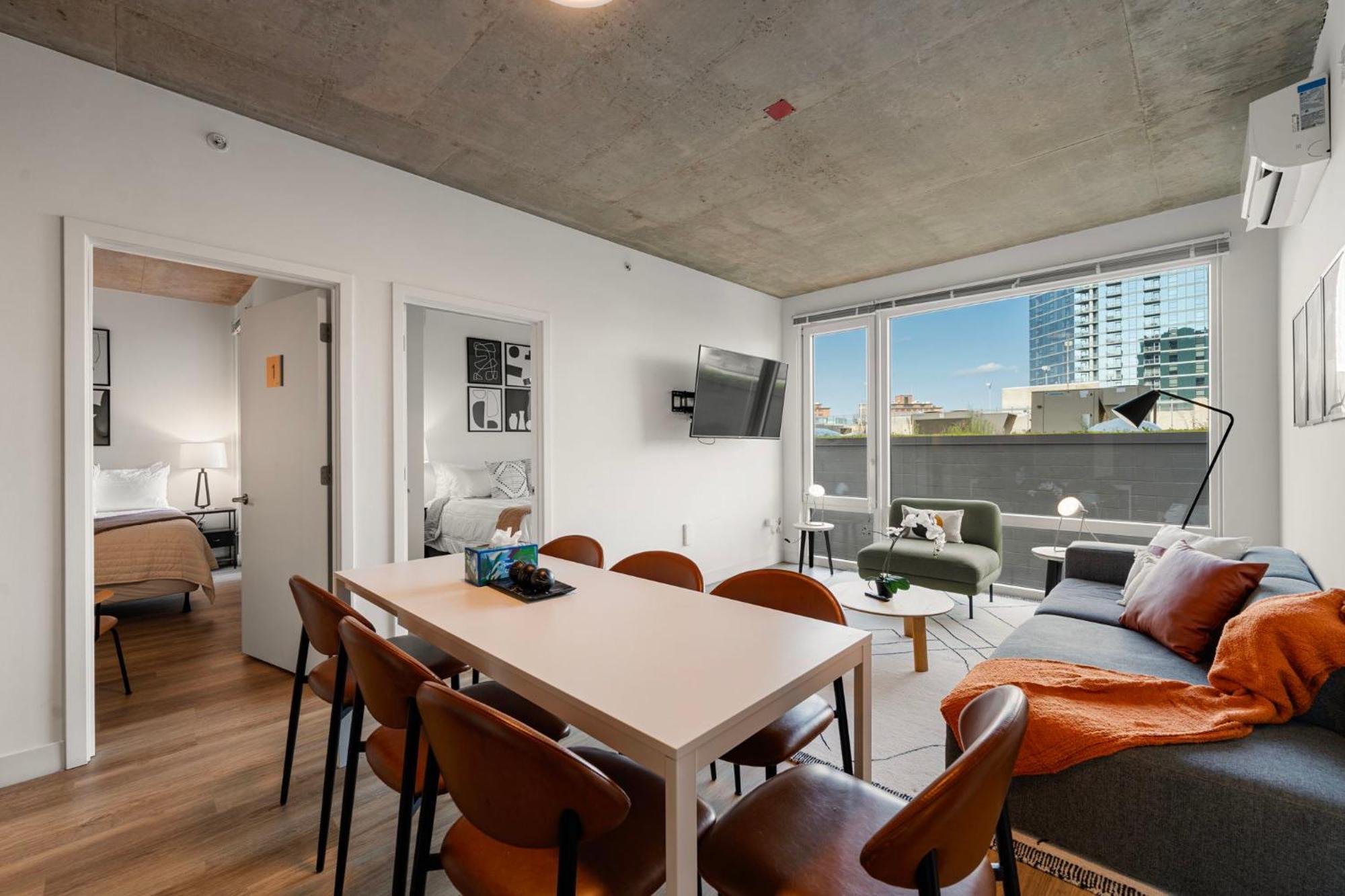 Family-sized 4br Luxury In Downtown Hotel