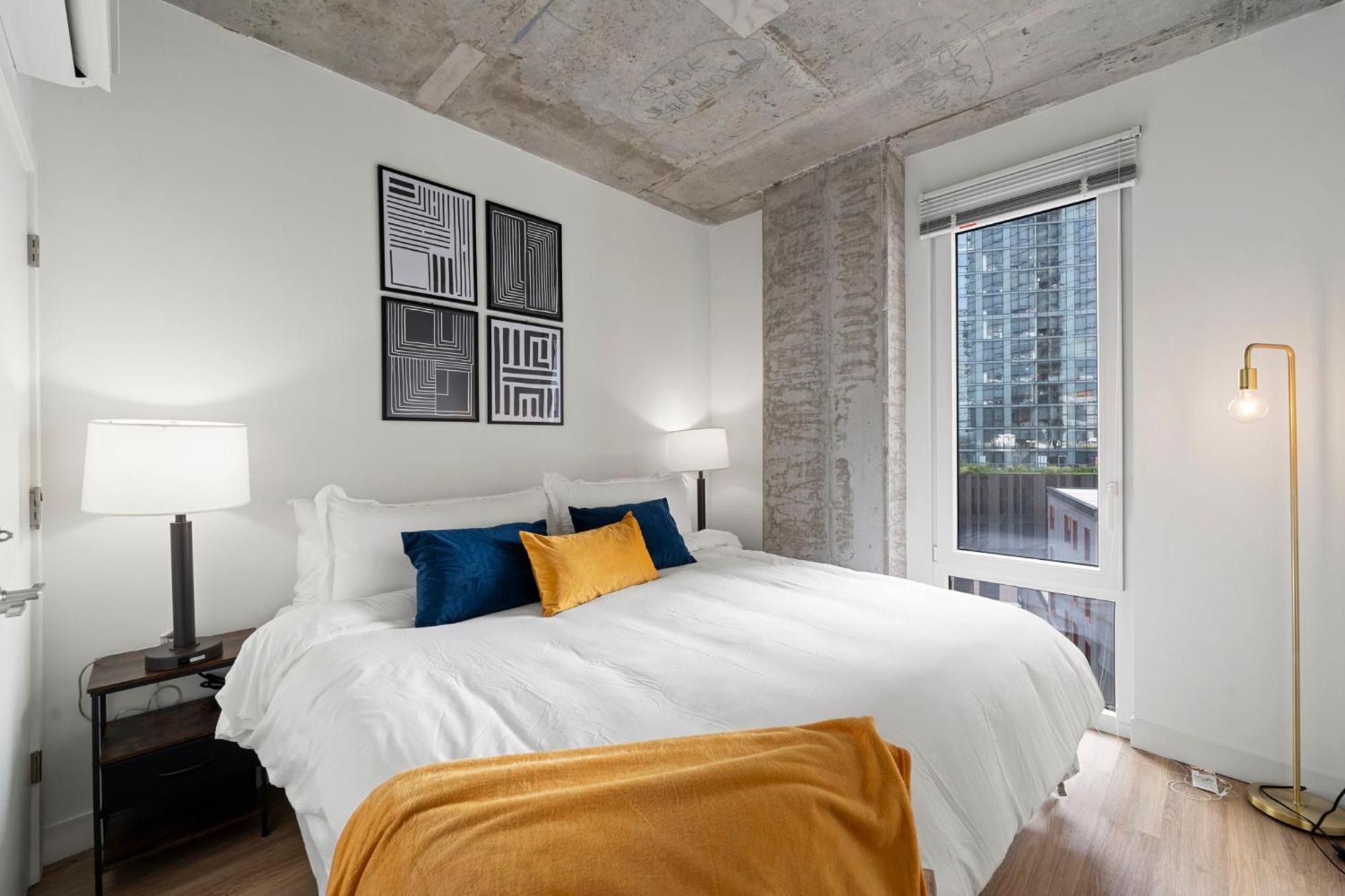 4br Modern Gem Sleek Bright &