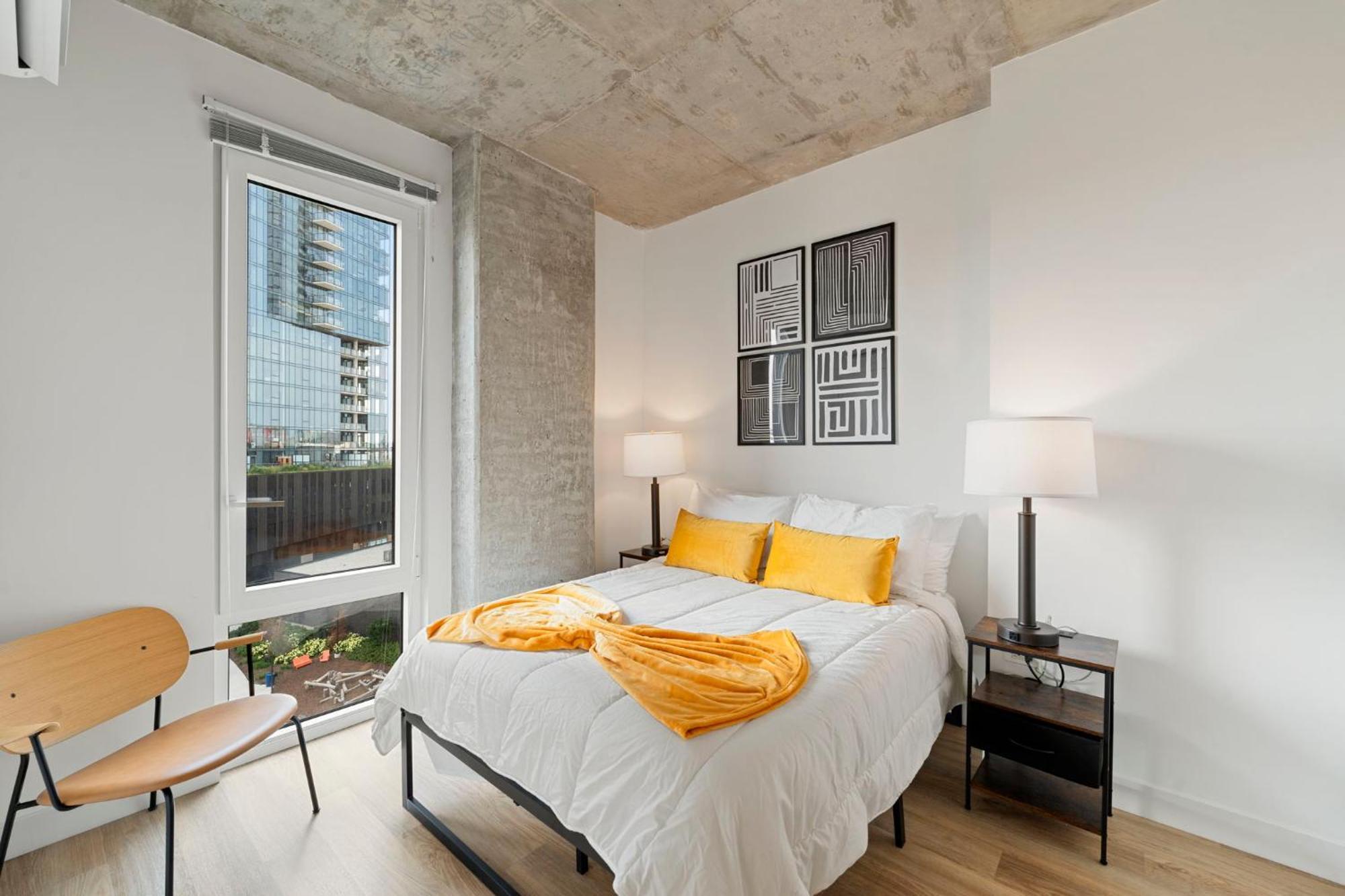 2br Escape Bright Sleek Spacious *