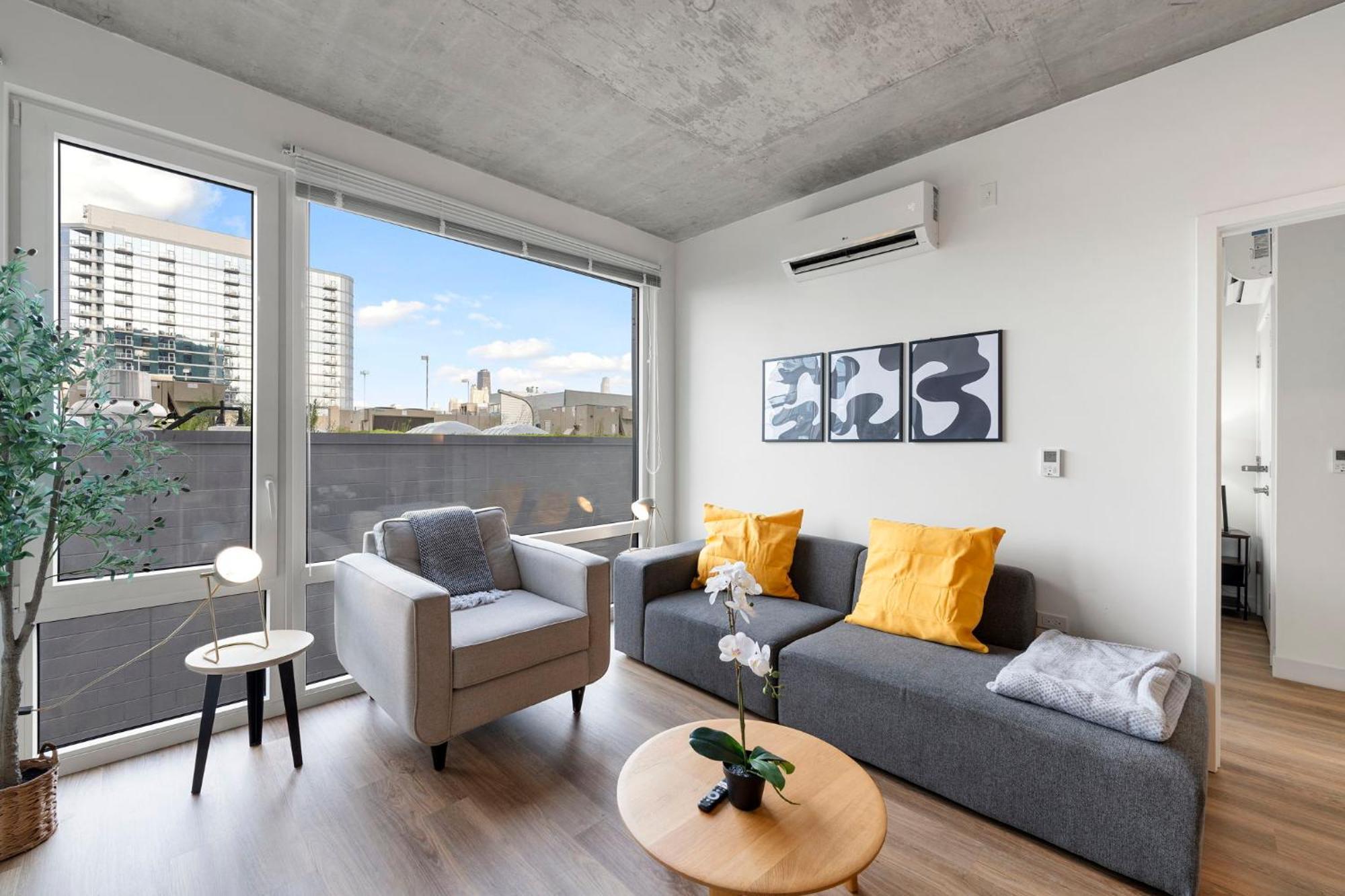 Modern 4br Retreat With Stunning Views * Chicago