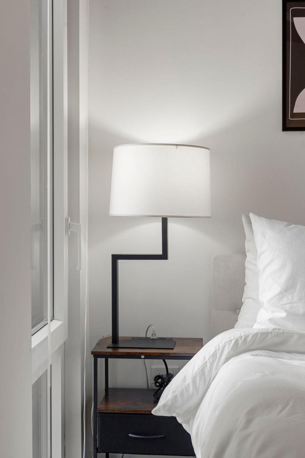 Hotel Modern 4br Retreat With Stunning Views