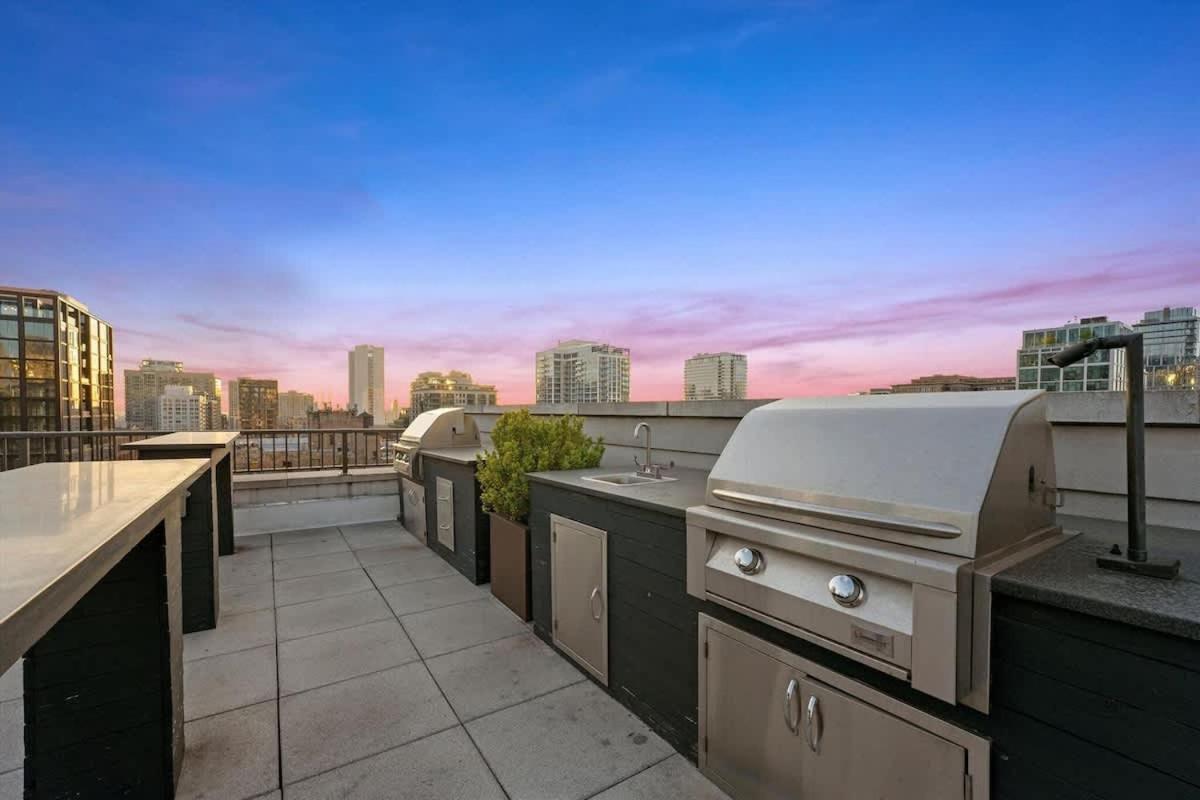 Boulevard Walk Everywhere 5 Mins To Magnificent Mile River North 05 Chicago